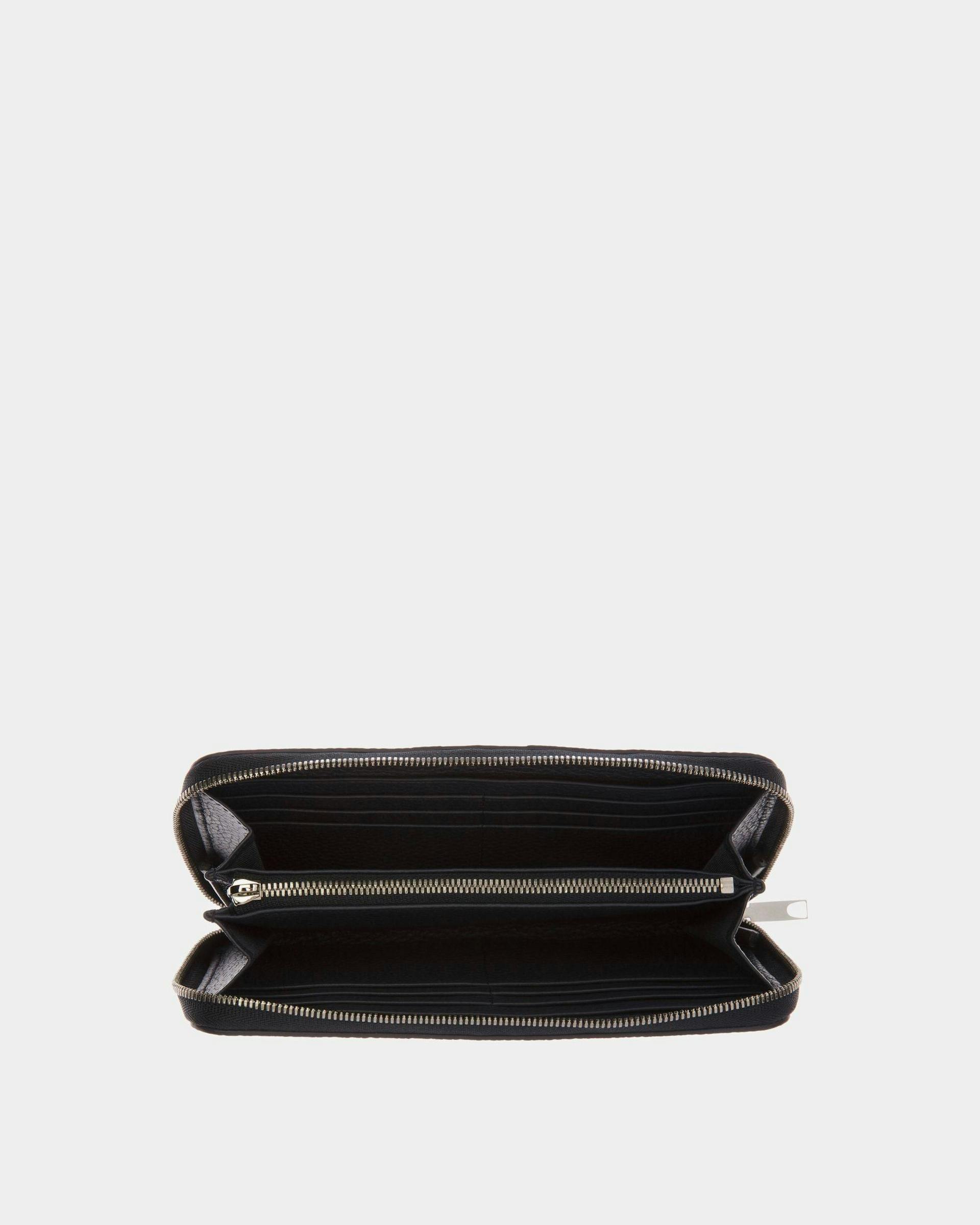 Men's Ribbon Zip Around Wallet In Midnight Leather | Bally | Still Life Open / Inside