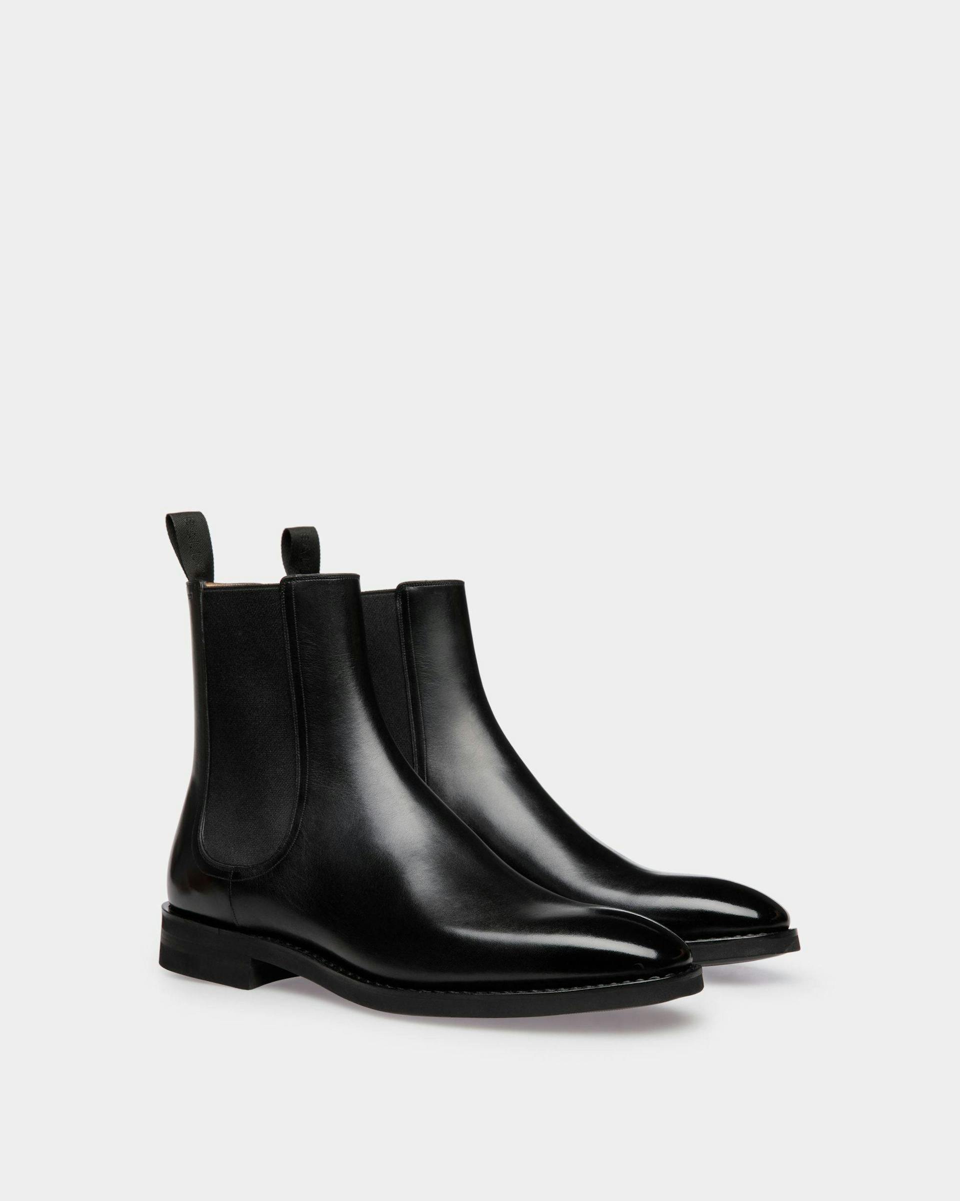 Men's Scribe Boot in Black Leather | Bally | Still Life 3/4 Front
