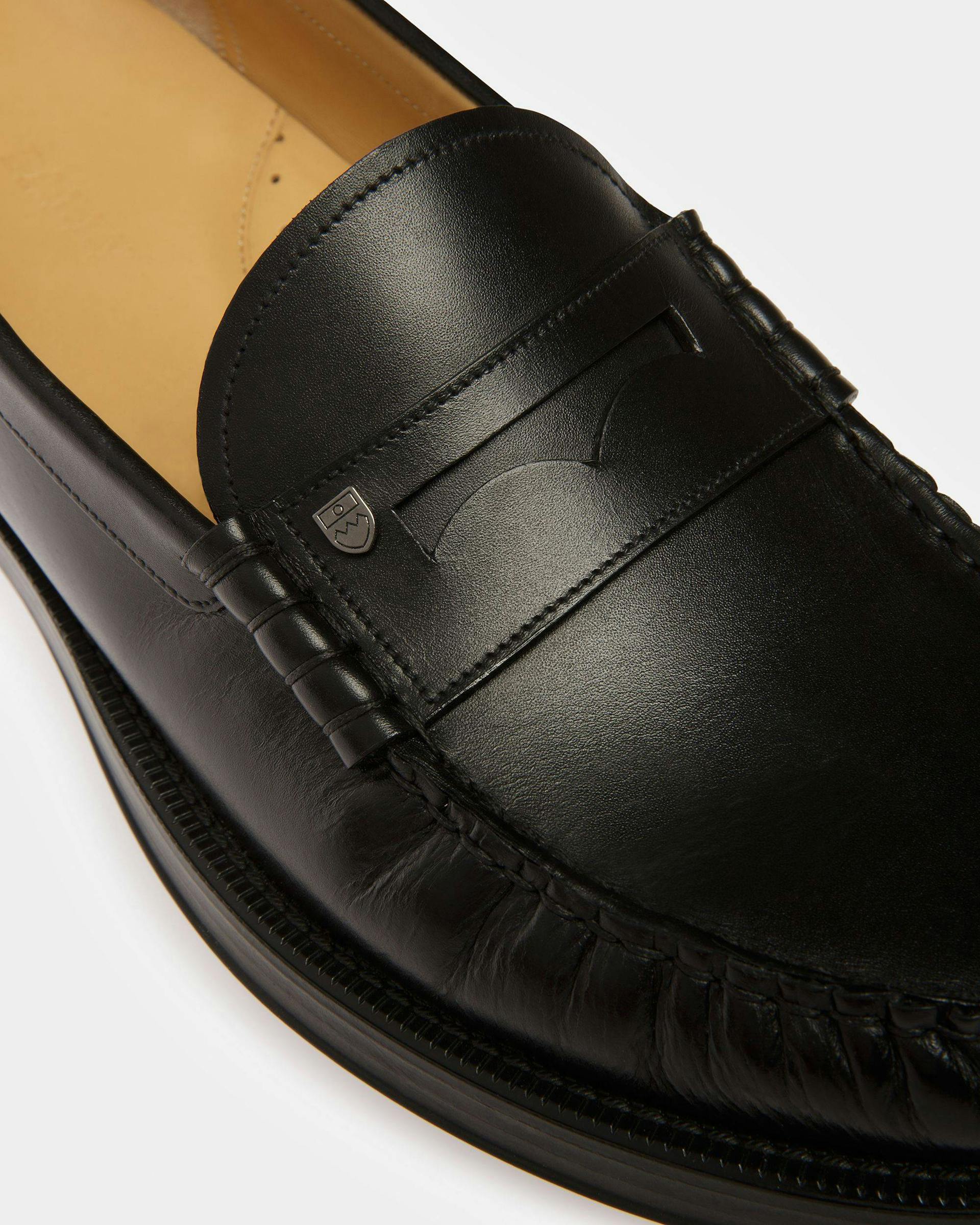 Roody Leather Moccasins In Black - Men's - Bally - 06