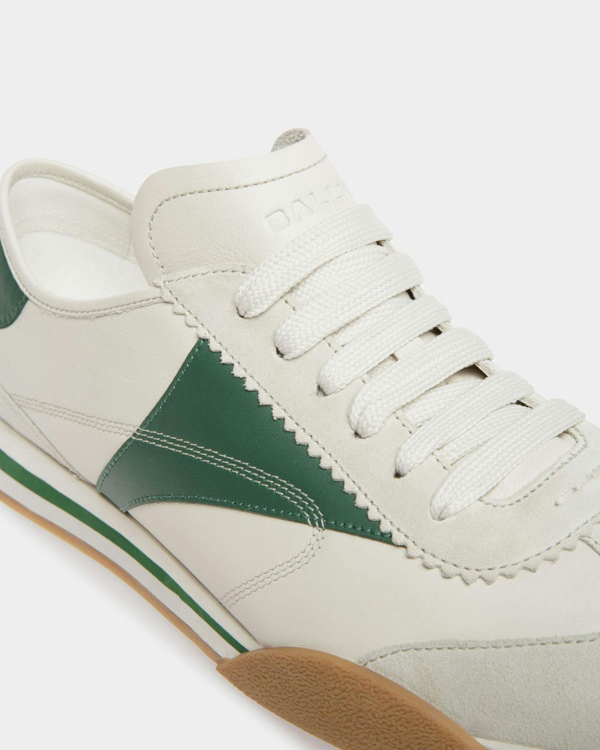 Men's Sussex Sneakers In Dusty White And Kelly Green Leather | Bally | Still Life Detail