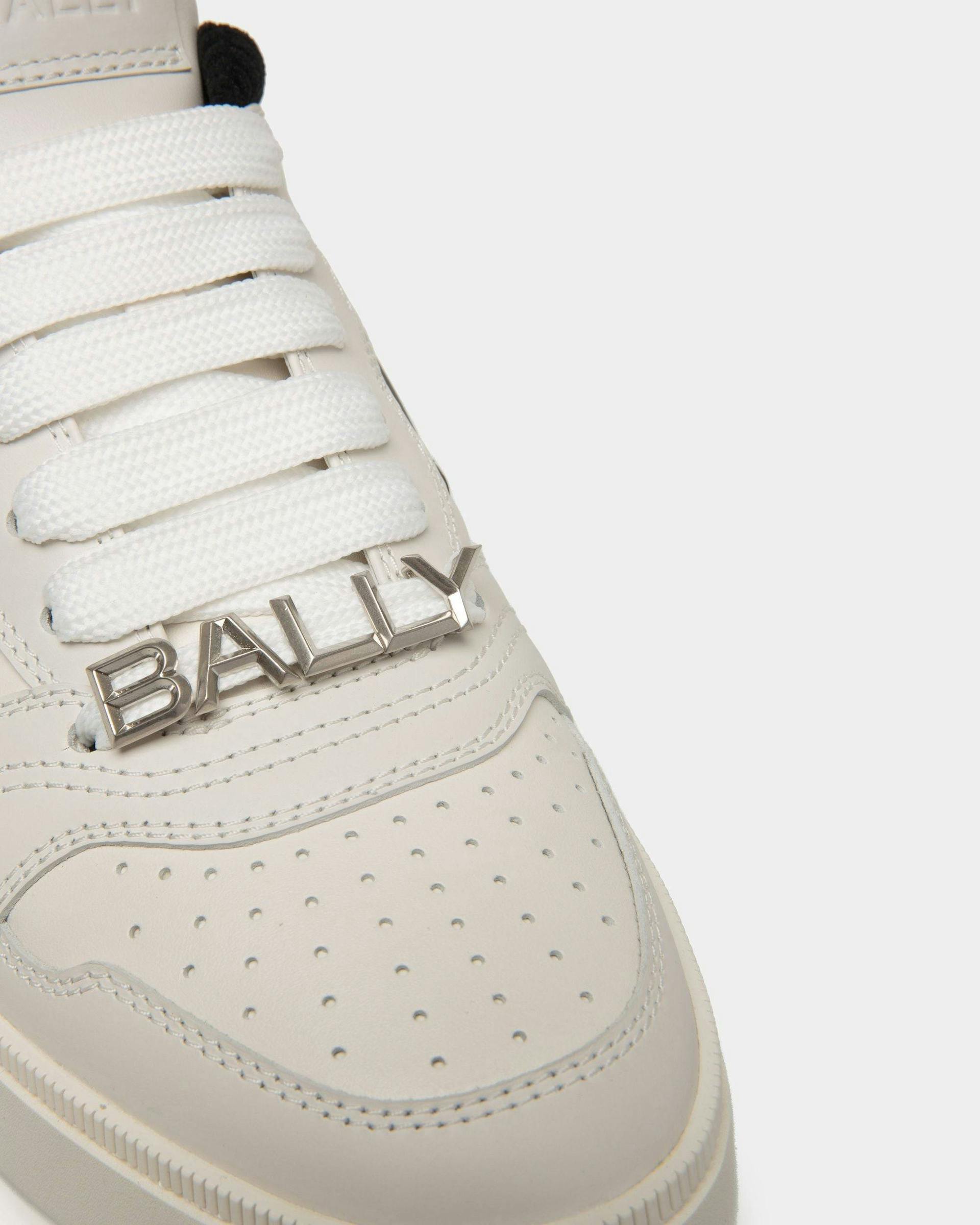 Men's Raise Sneaker in Leather | Bally | Still Life Detail