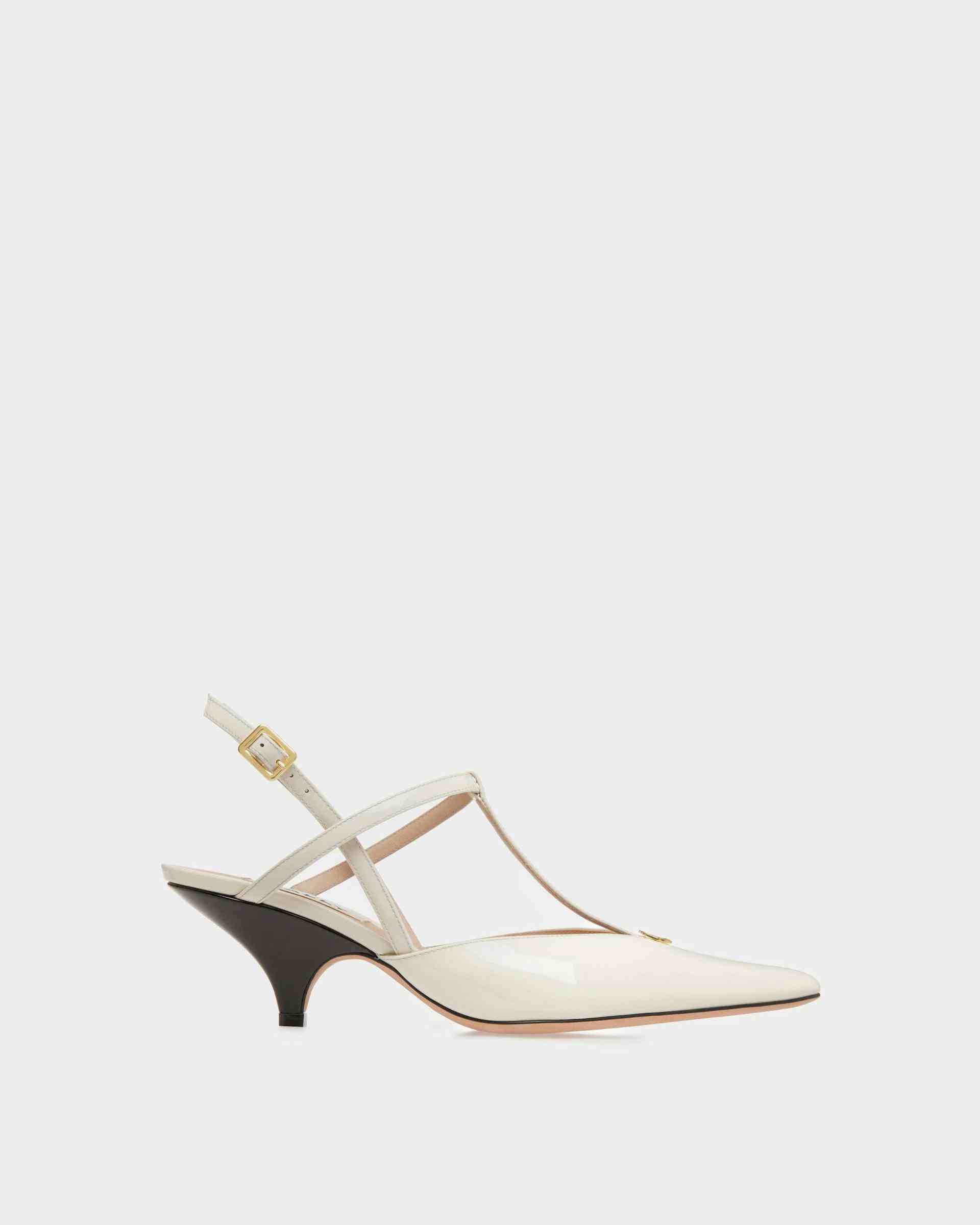 Katy Sling Pump In Bone And Black Leather - Women's - Bally