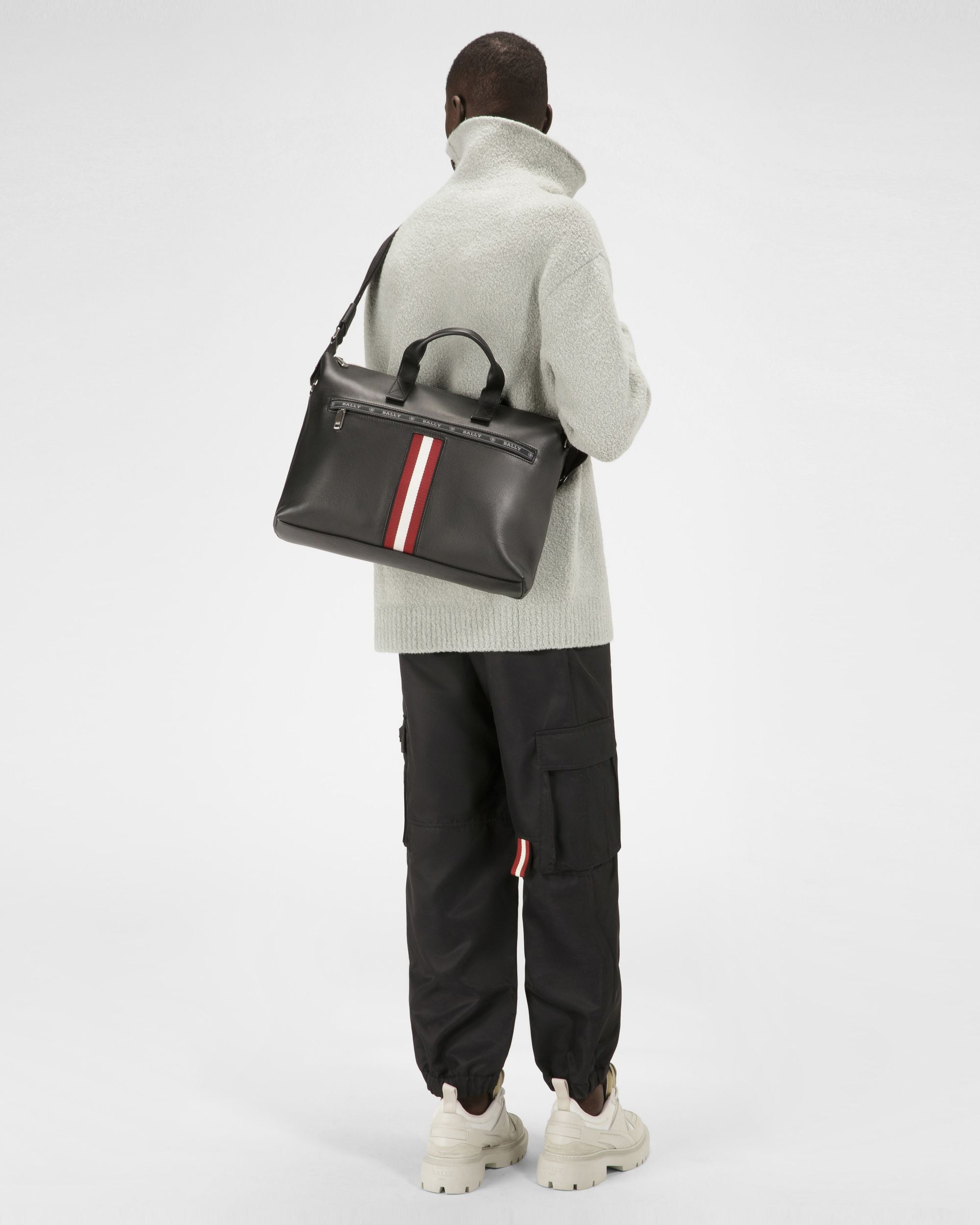 Henda Leather Business Bag In Black - Men's - Bally - 02