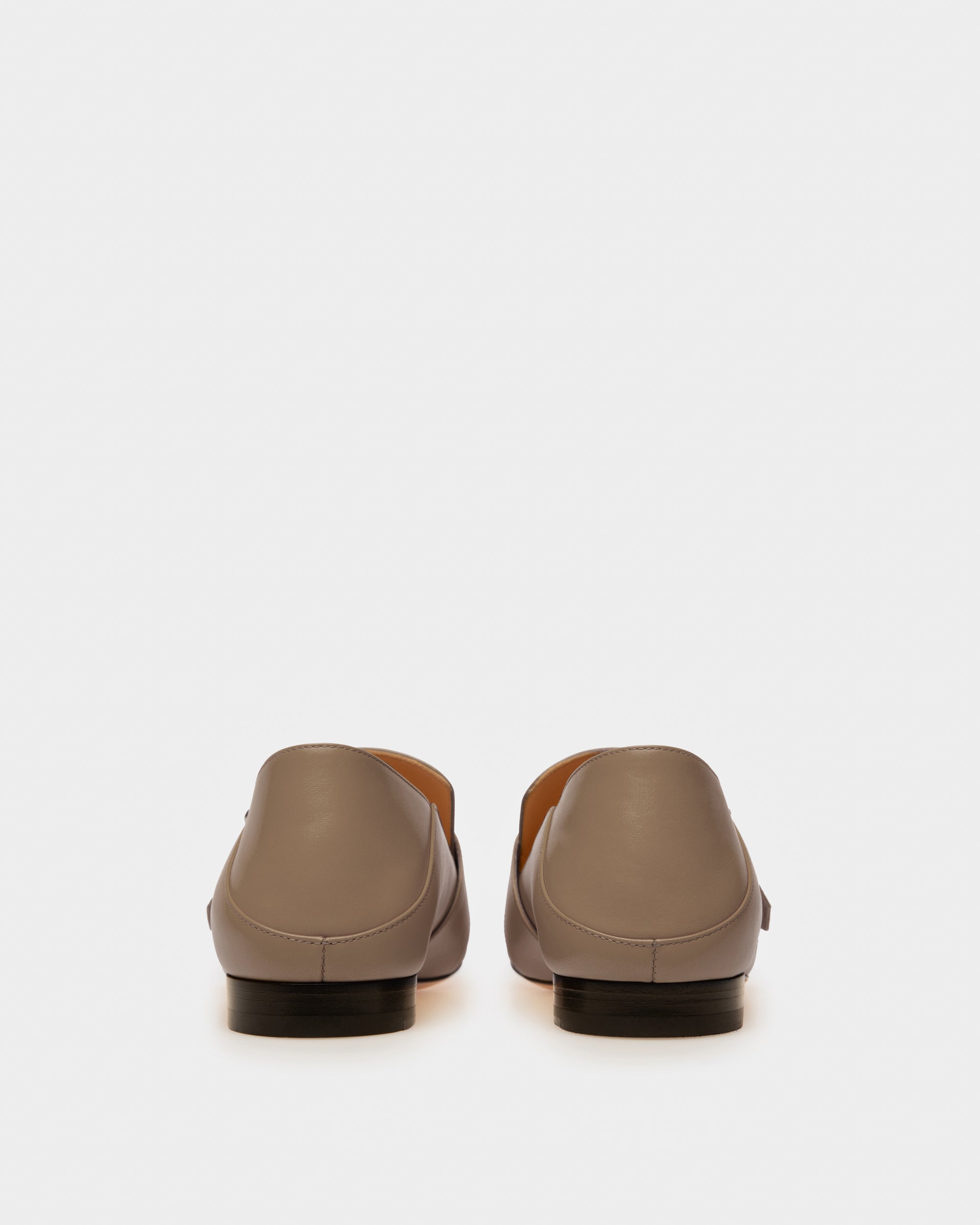 Janelle Leather Loafers In Taupe - Women's - Bally - 04