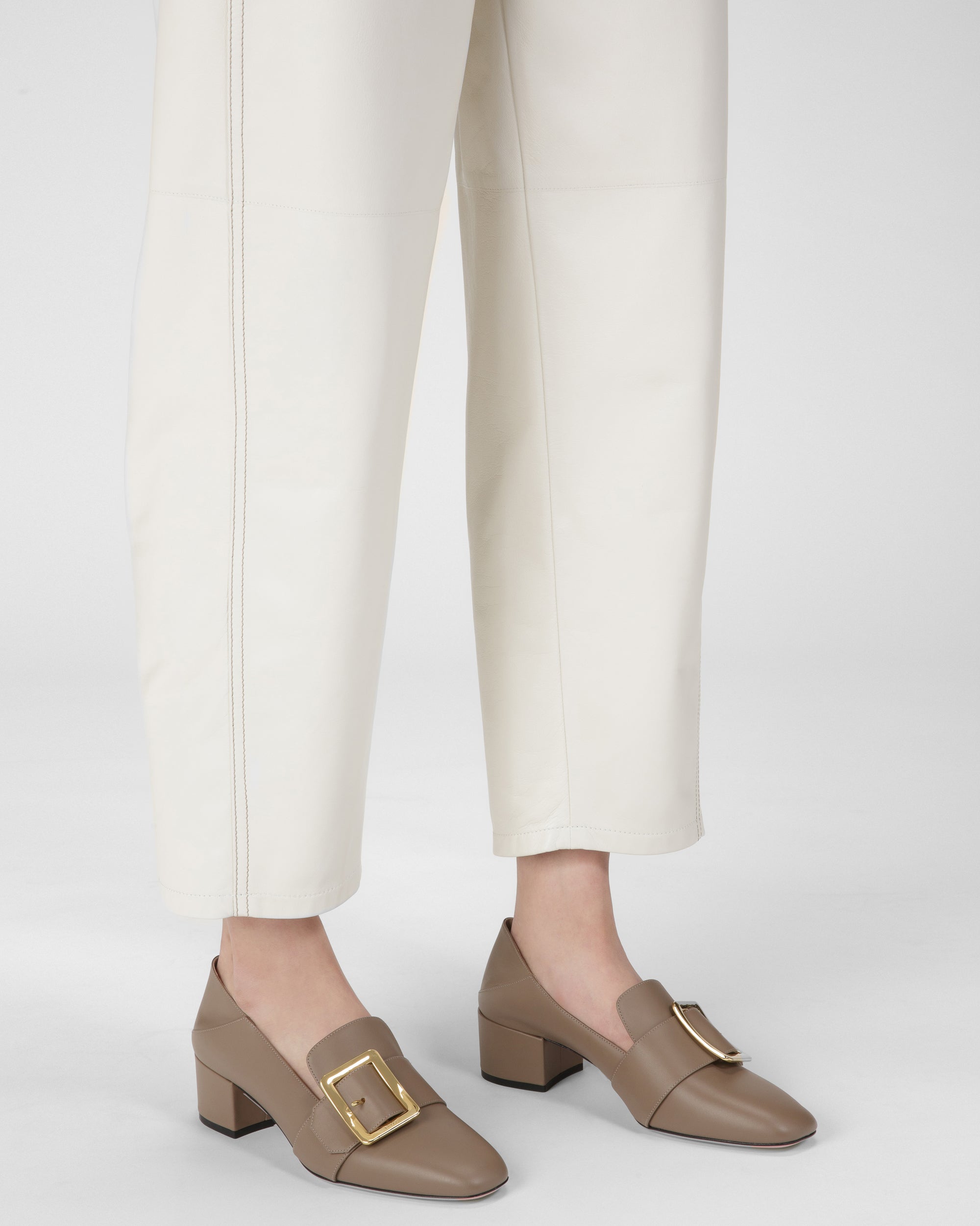 Janelle Leather Pumps In Taupe - Women's - Bally - 03