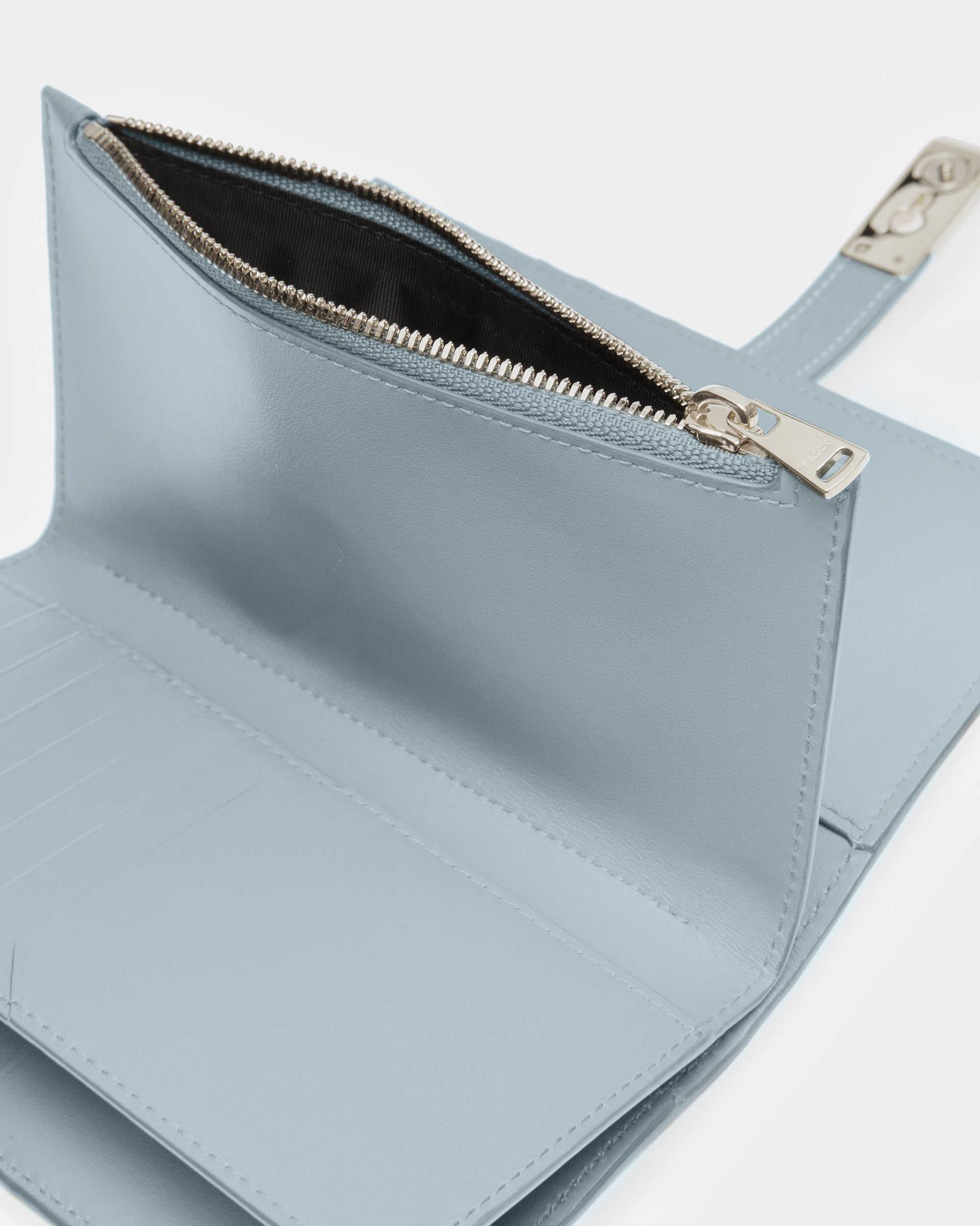 Amber Leather Wallet In Light Blue - Women's - Bally - 04
