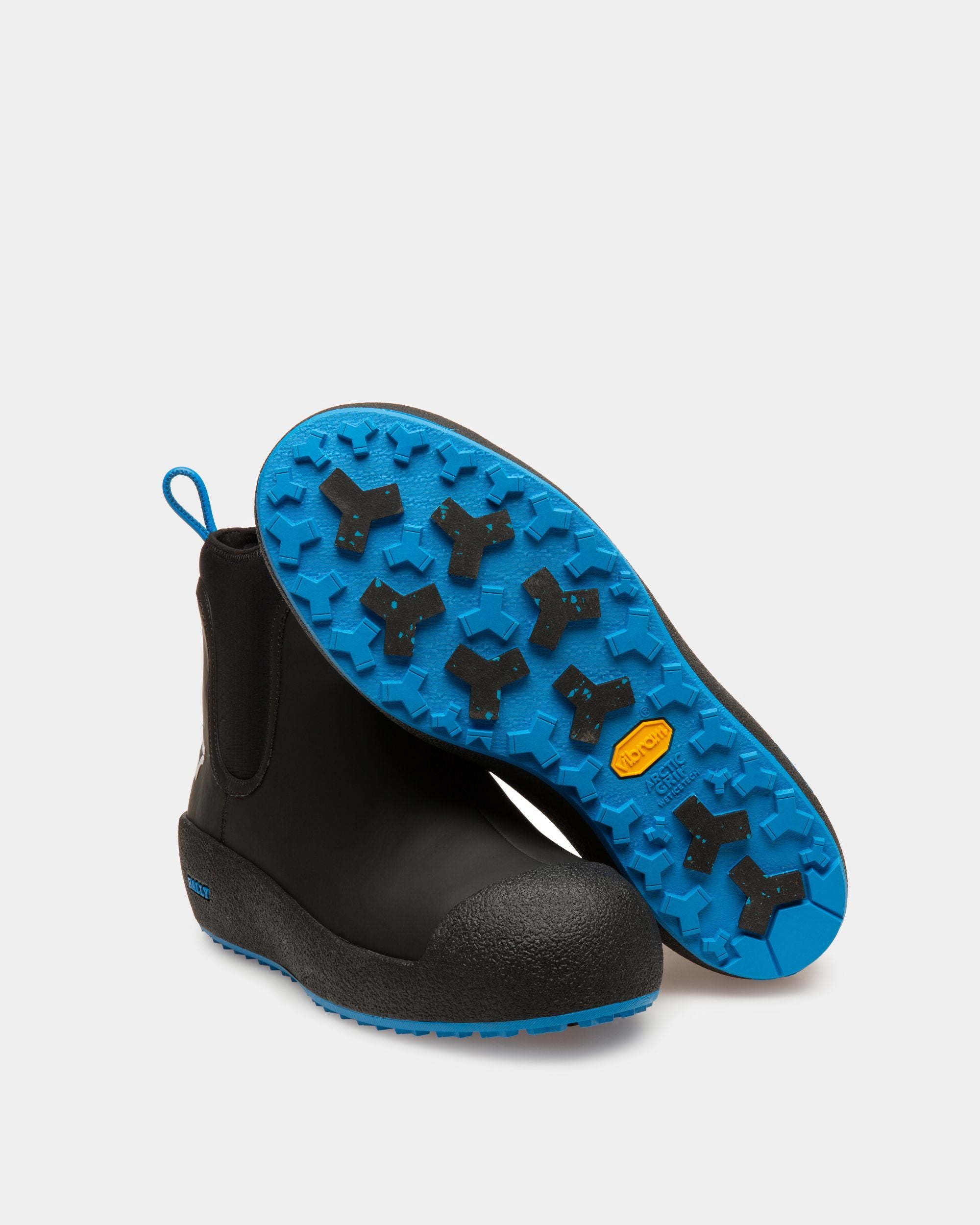 Gadey Leather Snow Boots In Black - Women's - Bally - 04