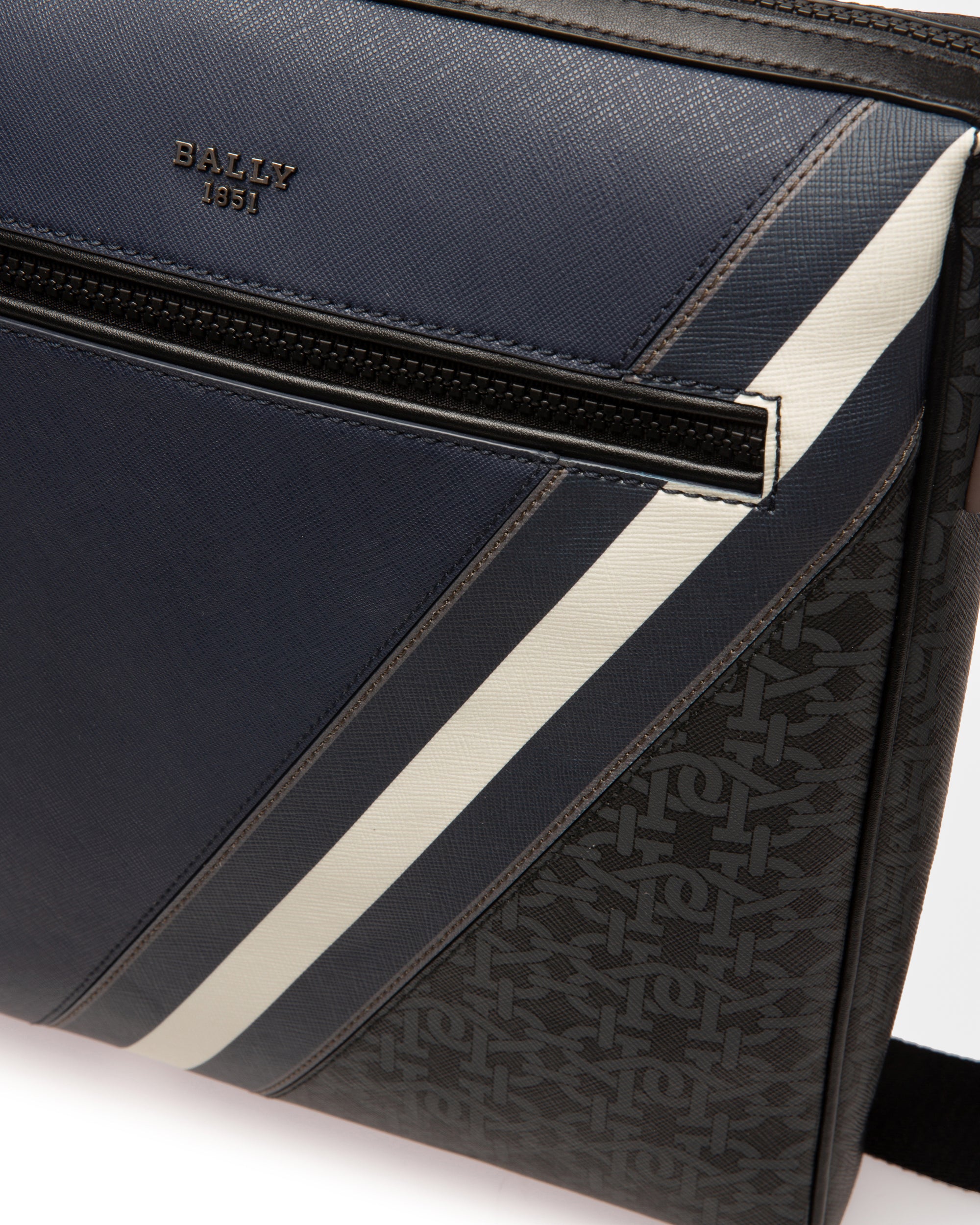 Mecoy Leather Crossbody Bag In Navy - Men's - Bally - 05