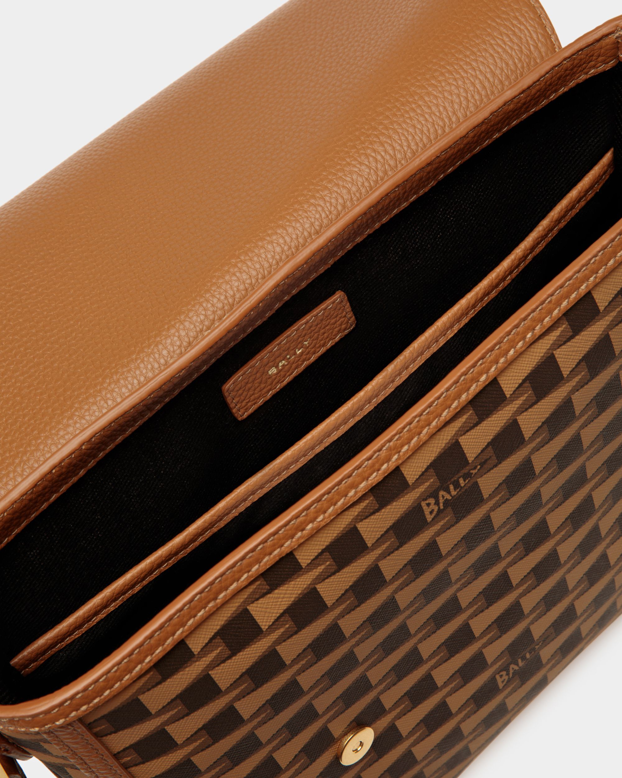 Pennant Messenger Bag In Desert TPU - Men's - Bally - 05