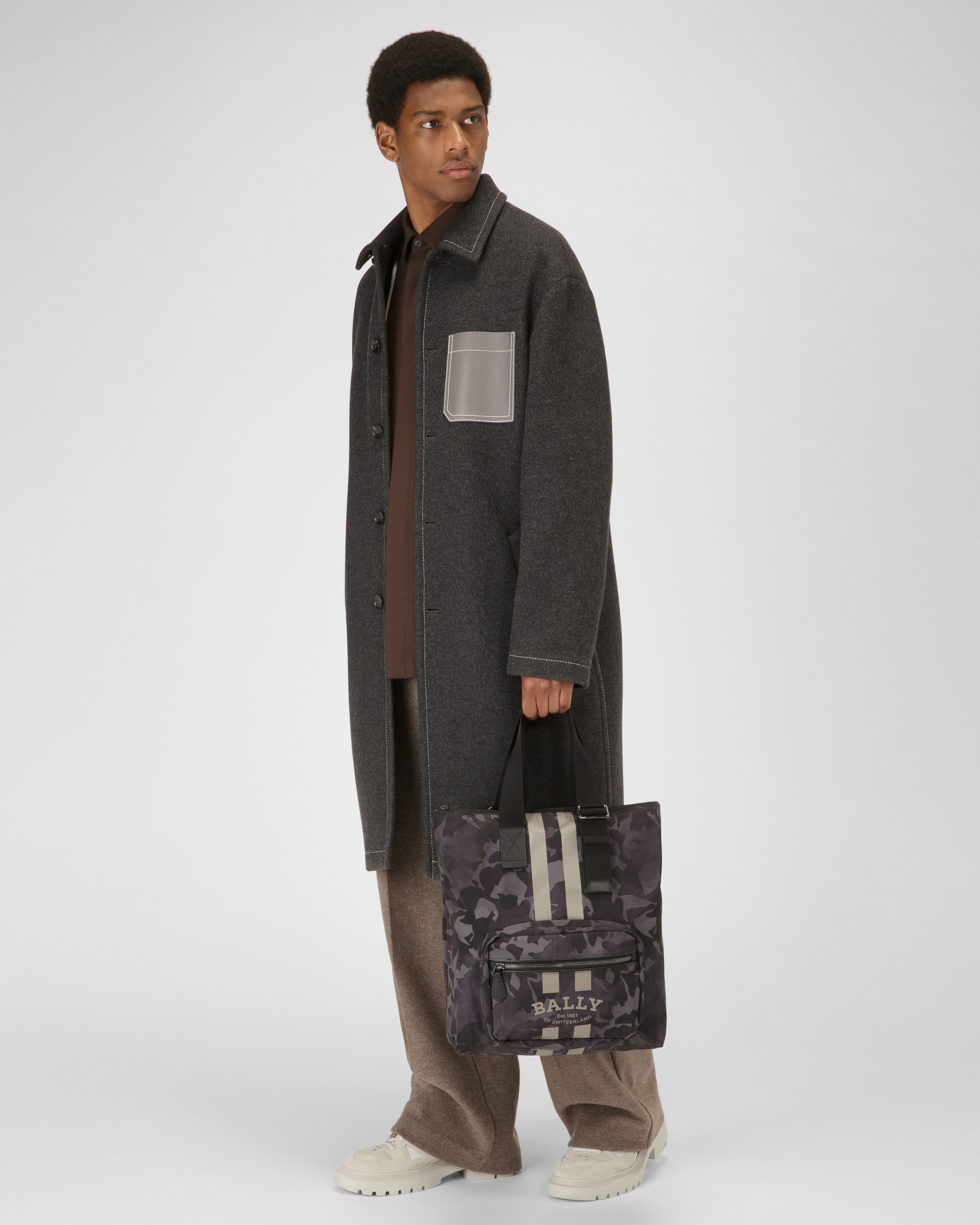 Fallie Nylon Tote In Black - Men's - Bally - 08