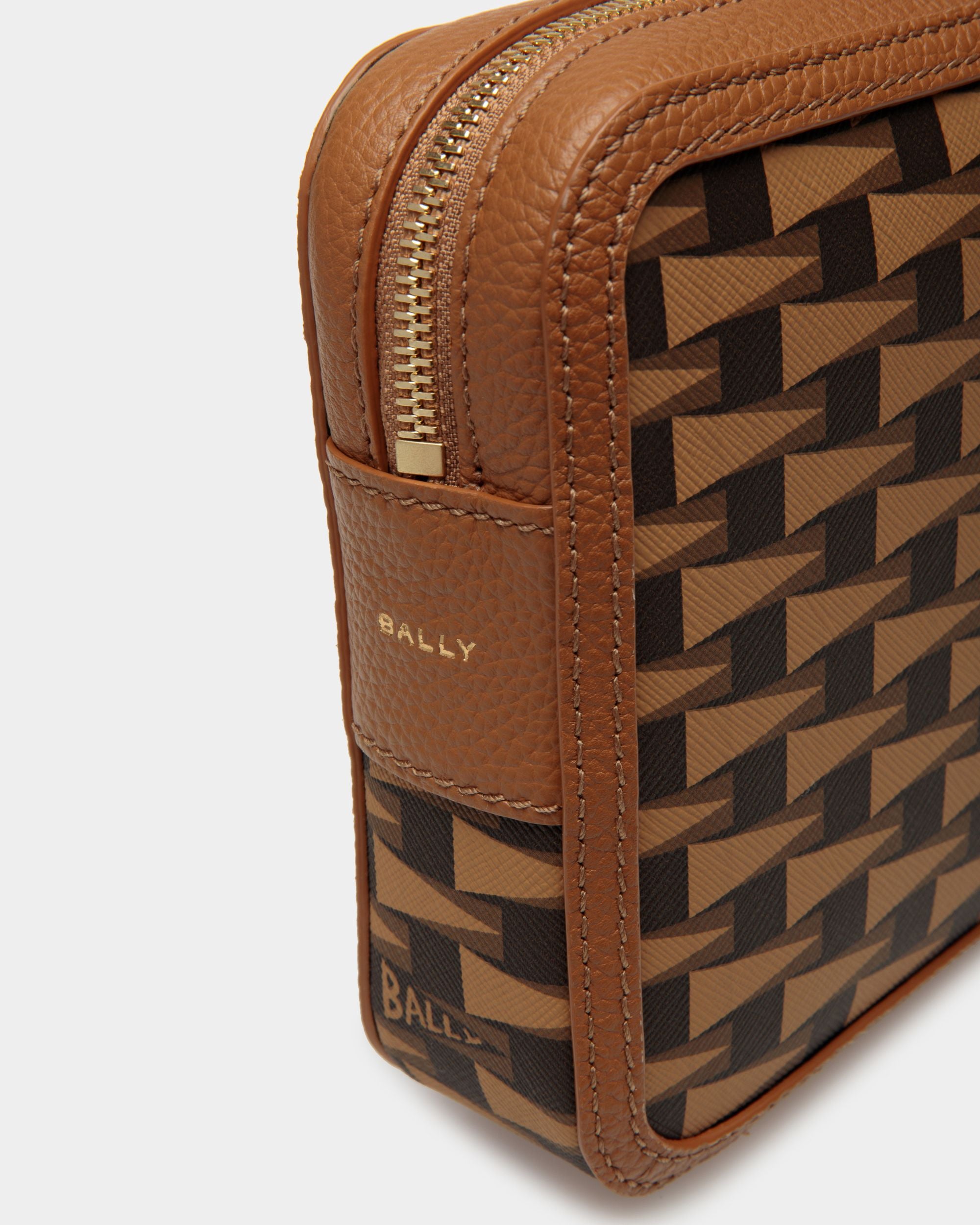 Pennant Clutch In Desert TPU - Men's - Bally - 05