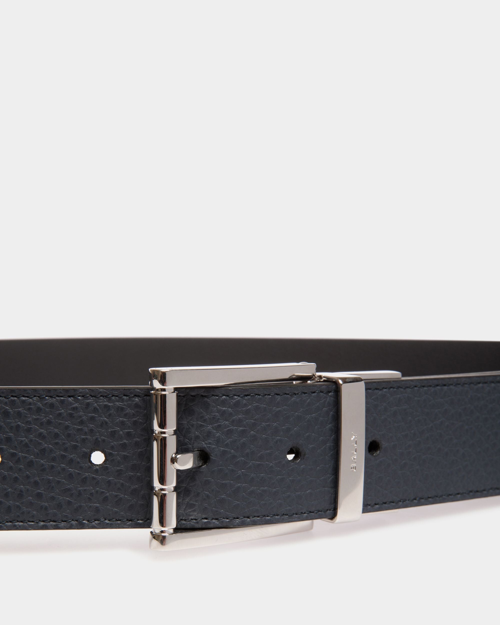 Astory 35mm Reversible And Adjustable Belt In Navy Blue And Black Leather - Men's - Bally - 03