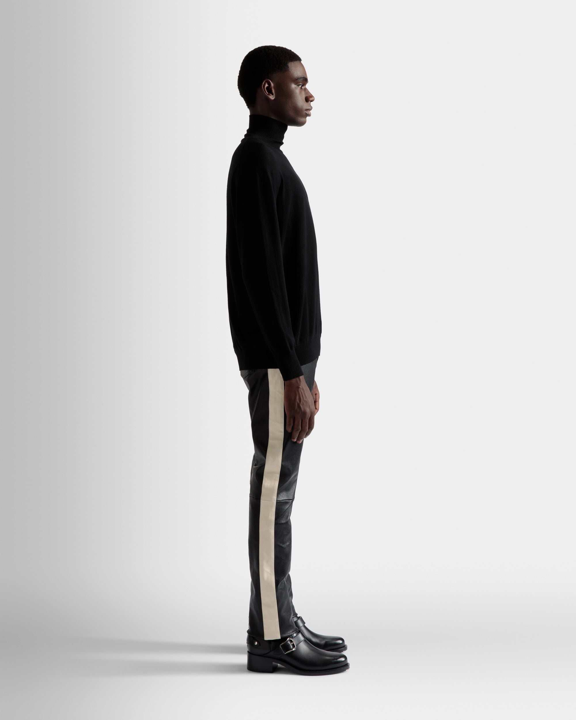 Roll Neck Sweater In Black Wool - Men's - Bally - 05