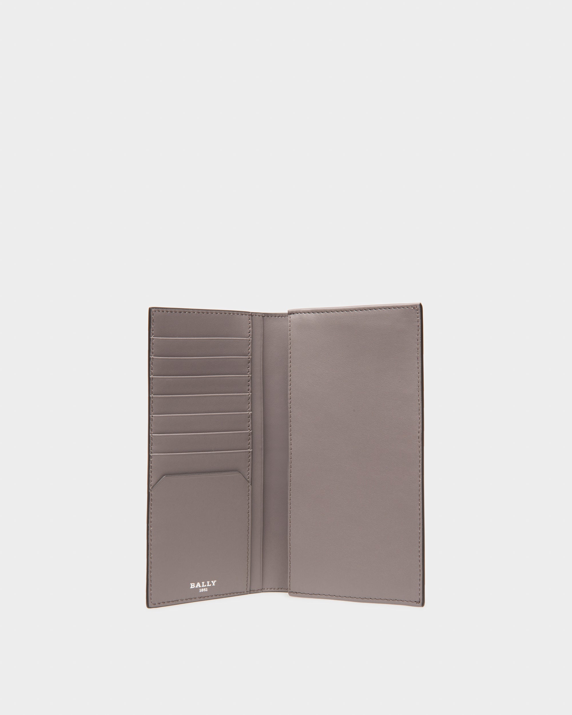 Baliro Leather Continental Wallet In Army Green - Men's - Bally - 03
