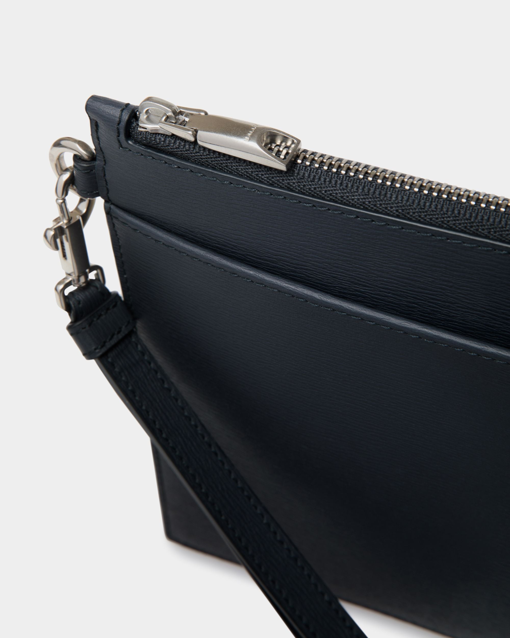 Crossing Pouch in Navy Blue Grained Leather - Men's - Bally - 05