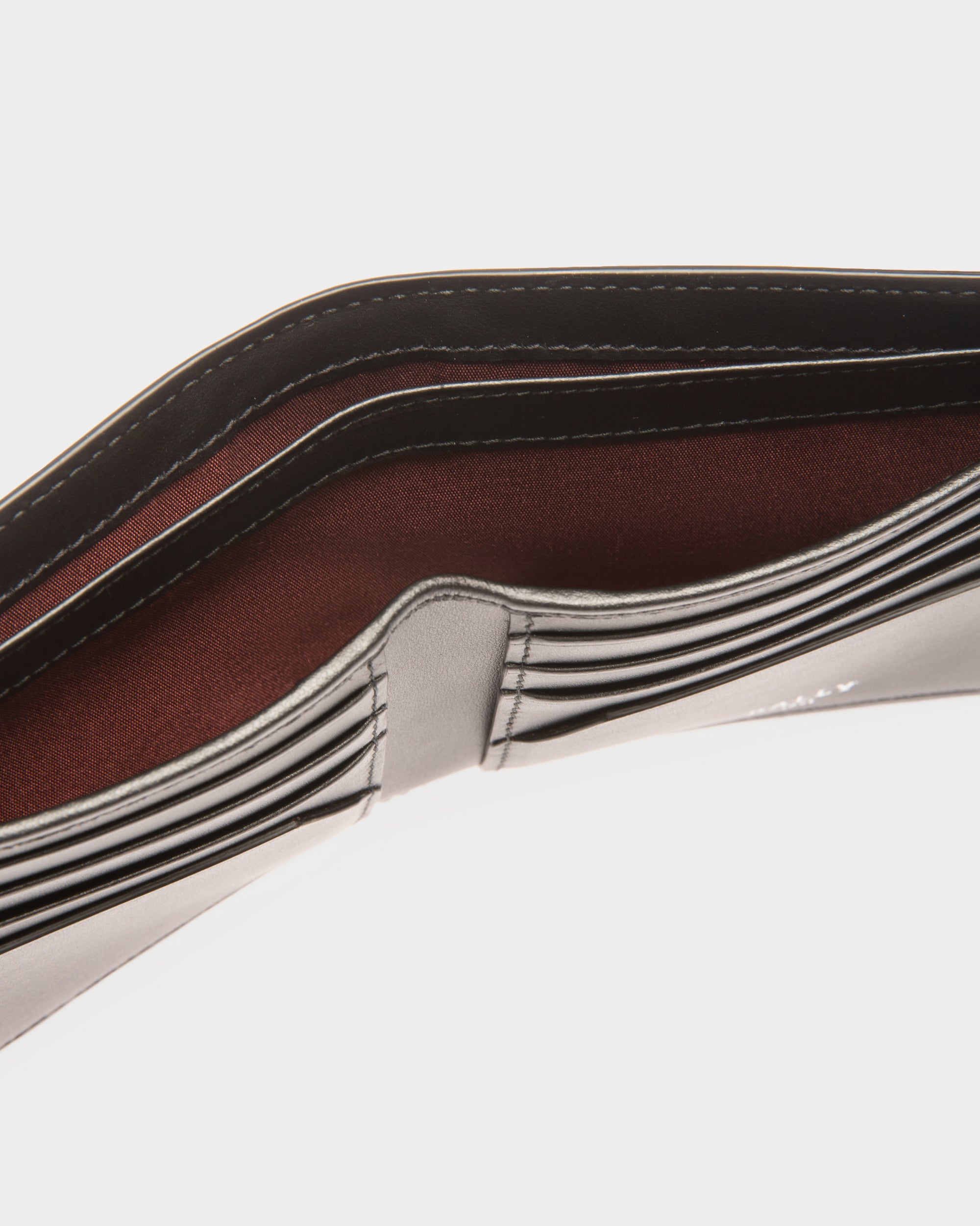 Scrasai Leather Wallet In Black - Men's - Bally - 04