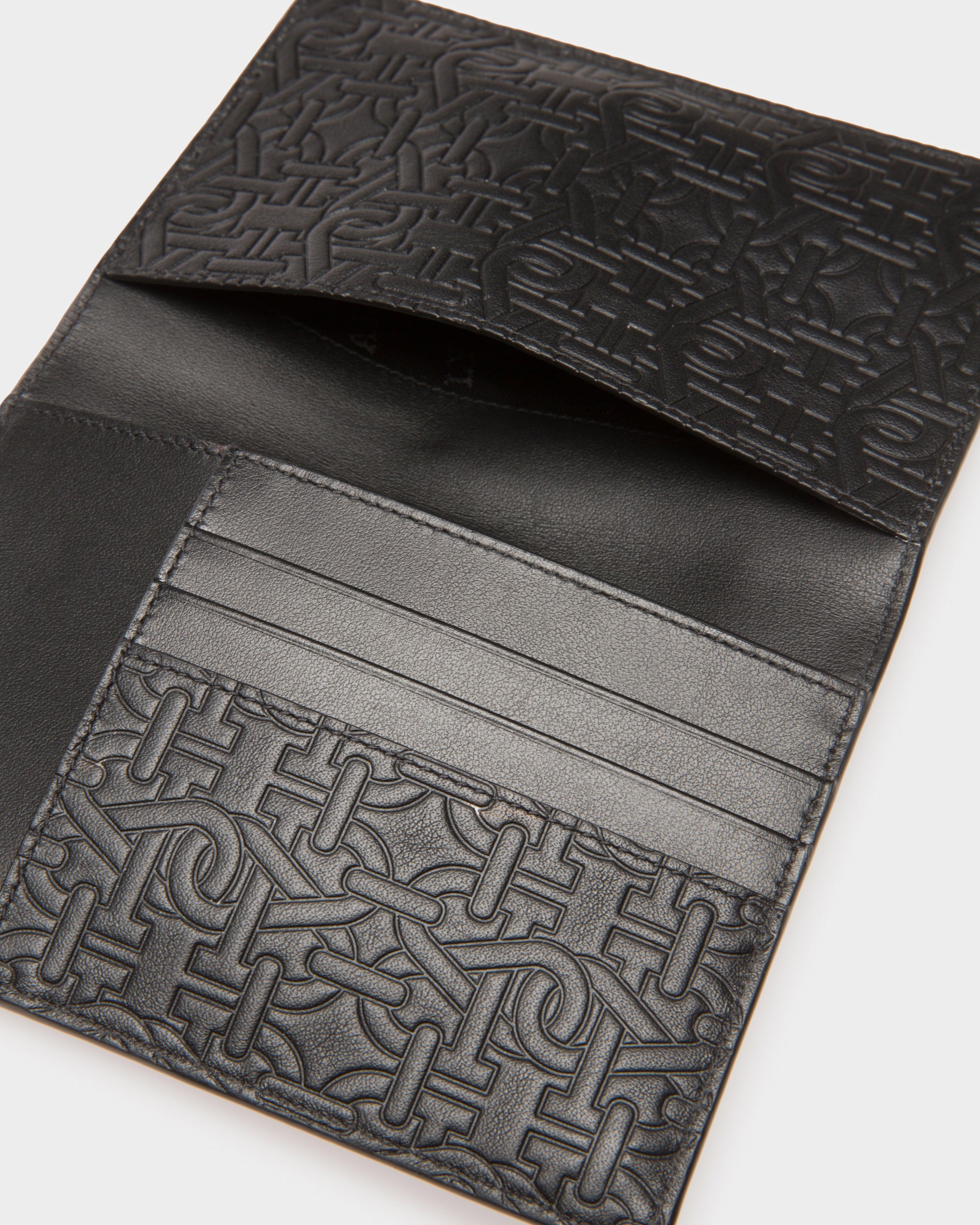 Bovert Leather Passport Holder In Black - Men's - Bally - 04