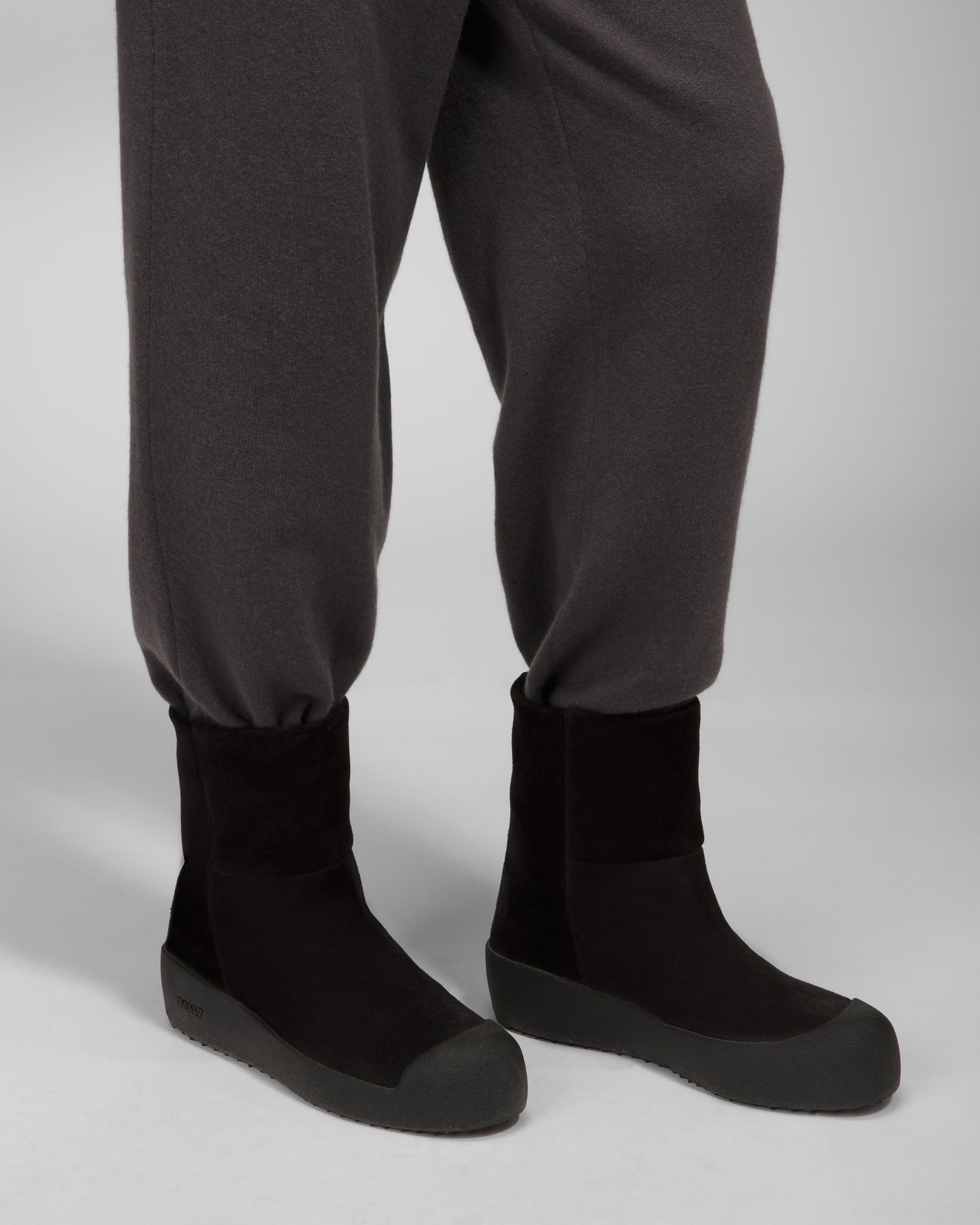 Gstaad Leather Snow Boots In Black - Men's - Bally - 03