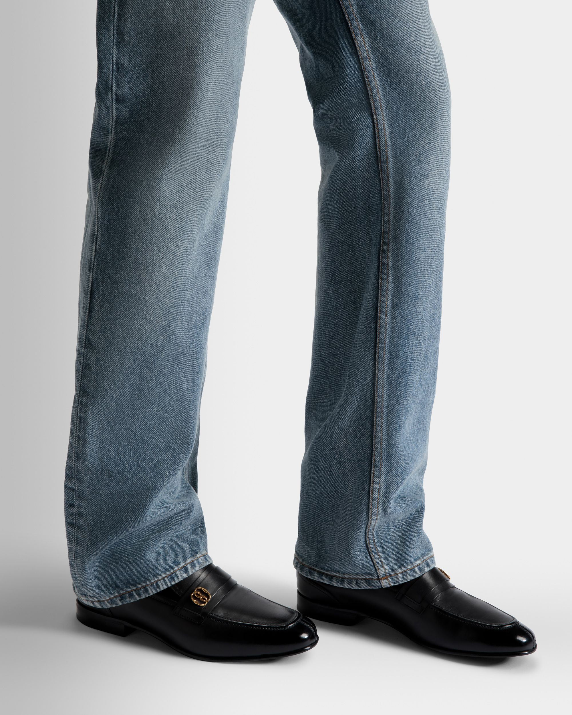 Suisse Loafers In Black Leather - Men's - Bally - 02
