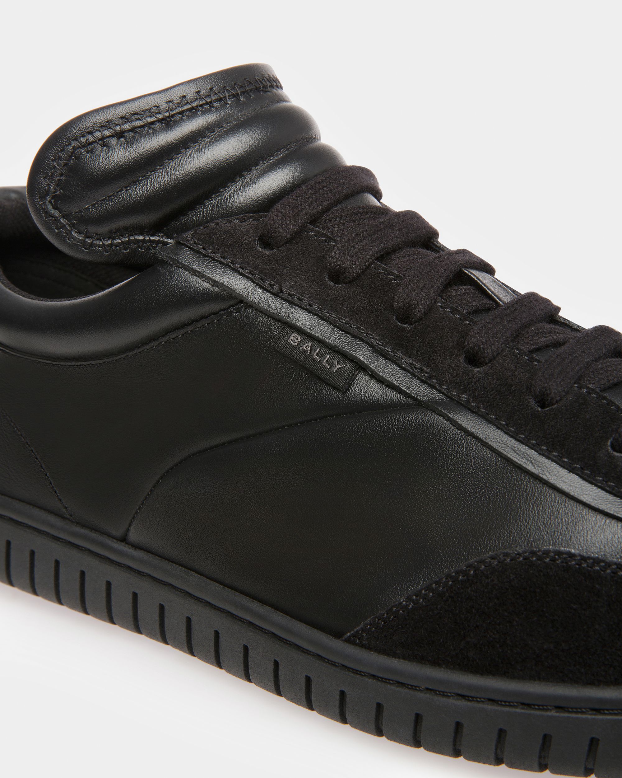 Player Sneakers In Black Leather - Men's - Bally - 05