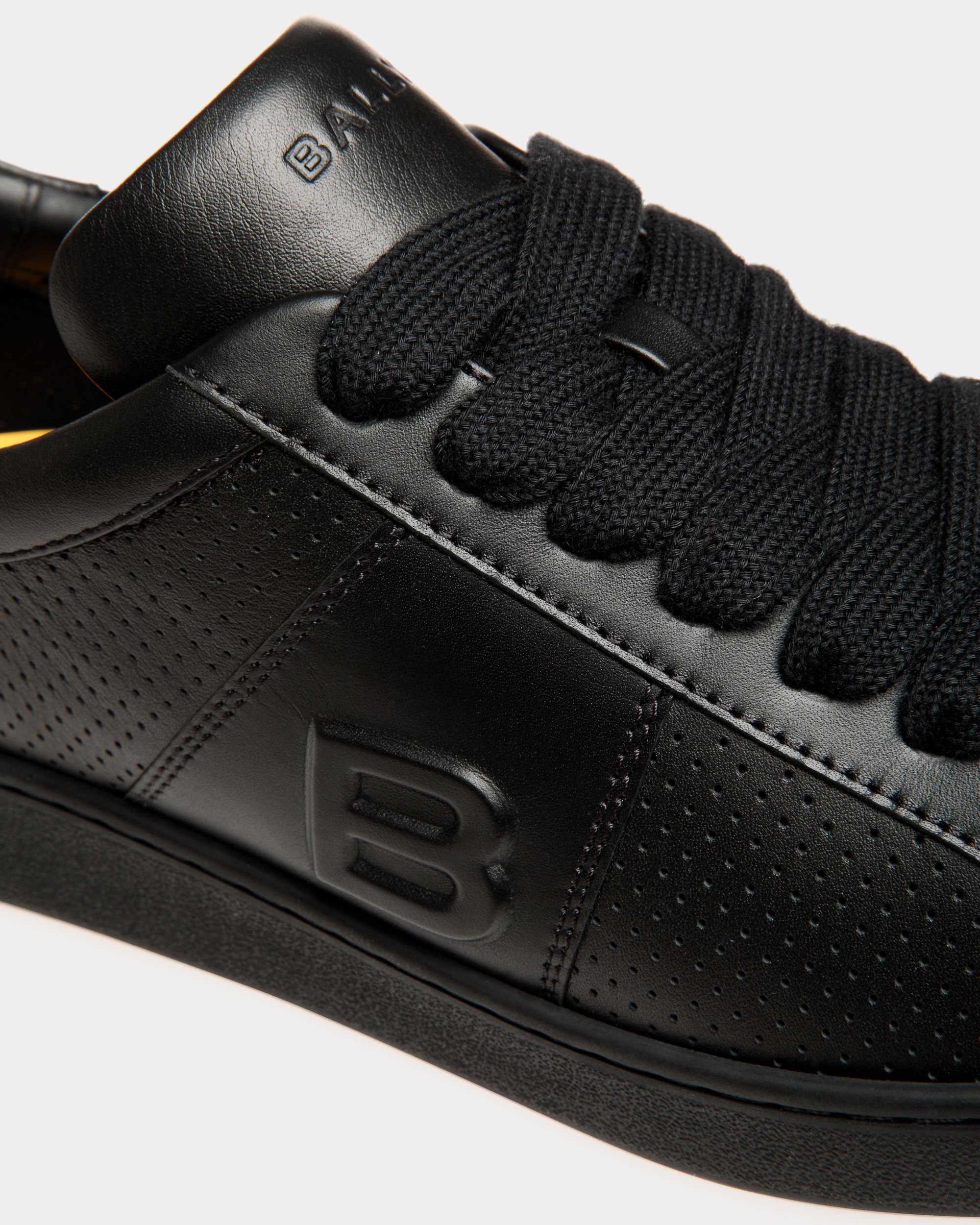 Adrien Brody Travel Collection Sneaker In Black Leather - Men's - Bally - 07