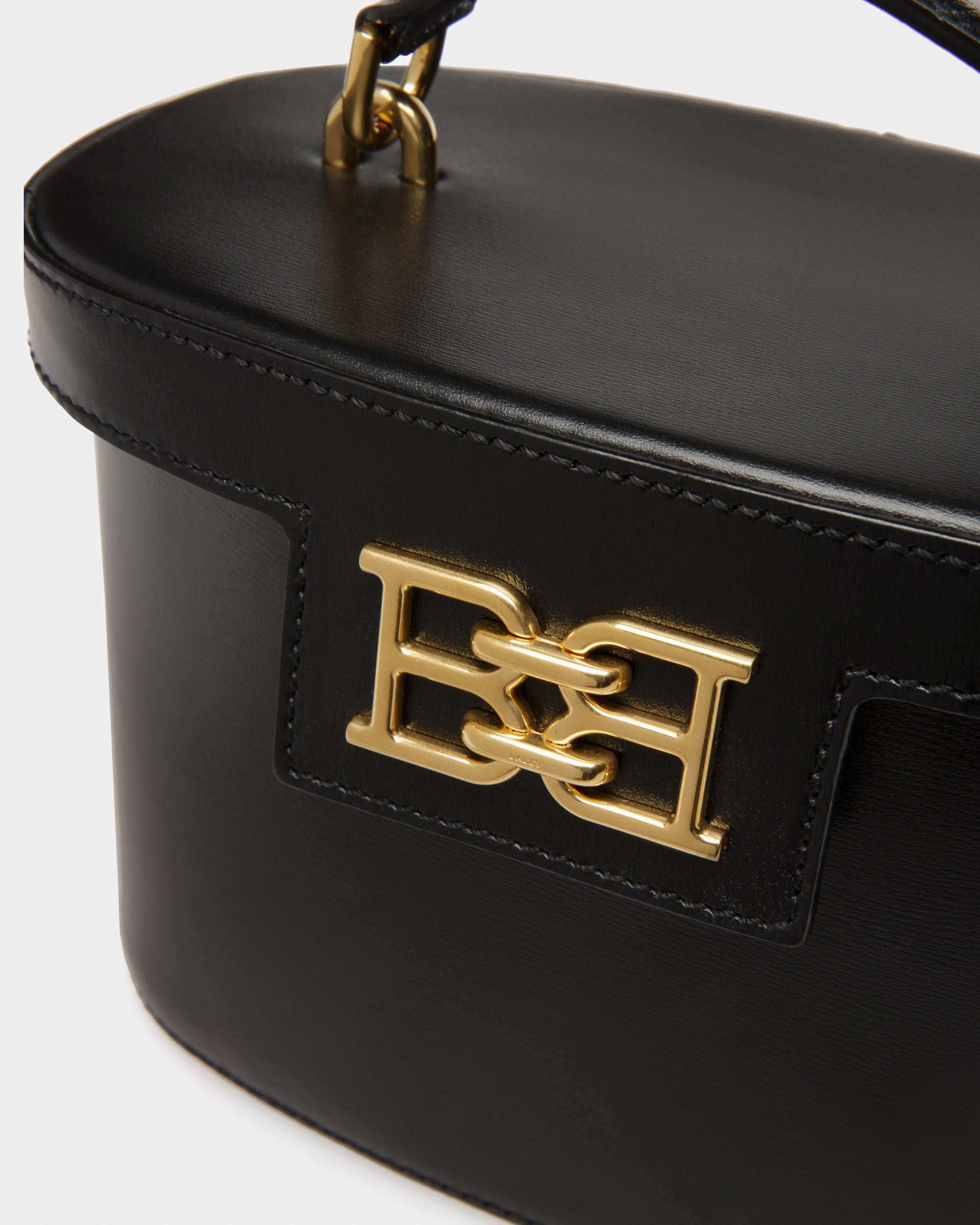 Bengi Leather Cross-Body Bag In Black - Women's - Bally - 05