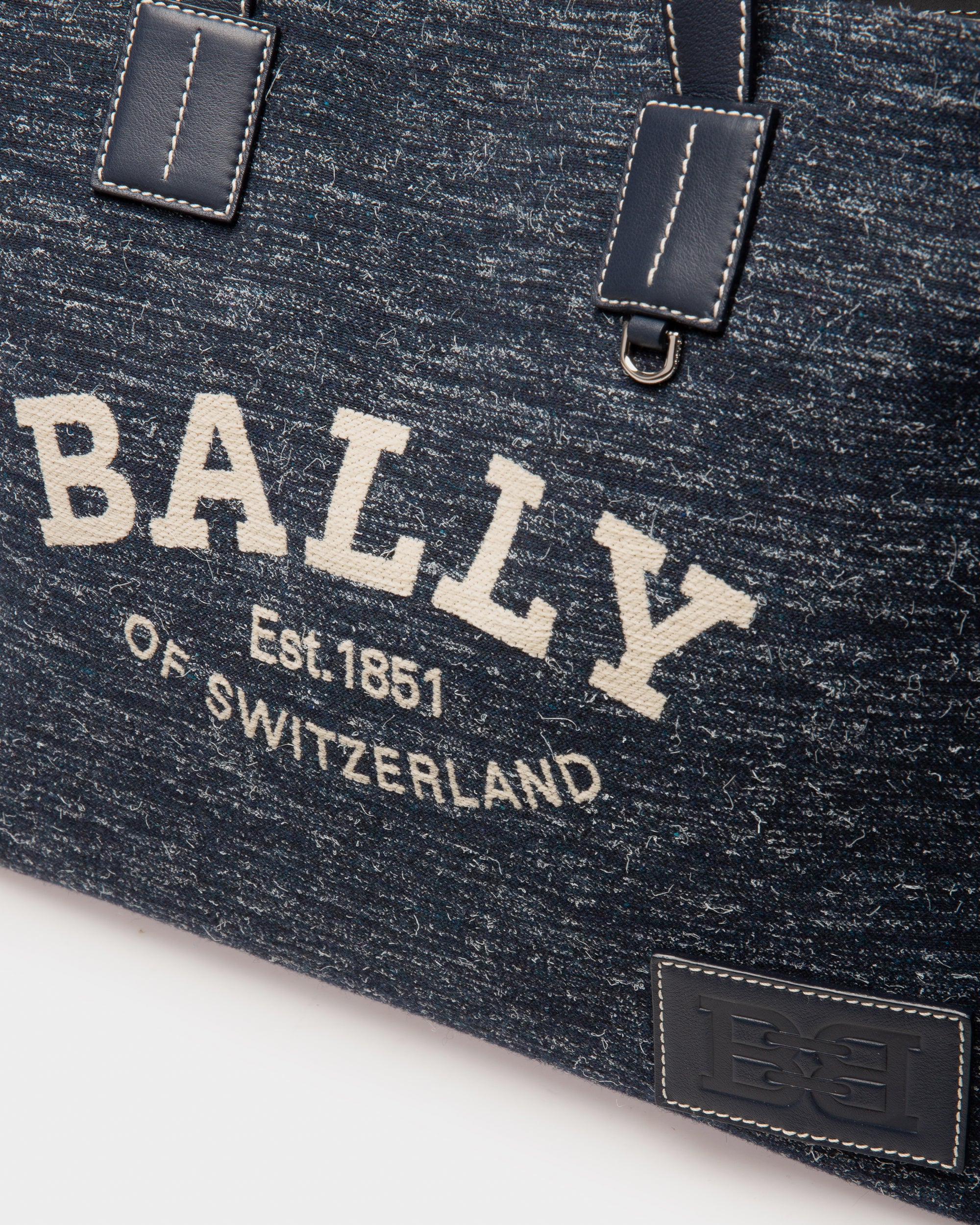 Crystalia Fabric Tote In Navy - Women's - Bally - 05