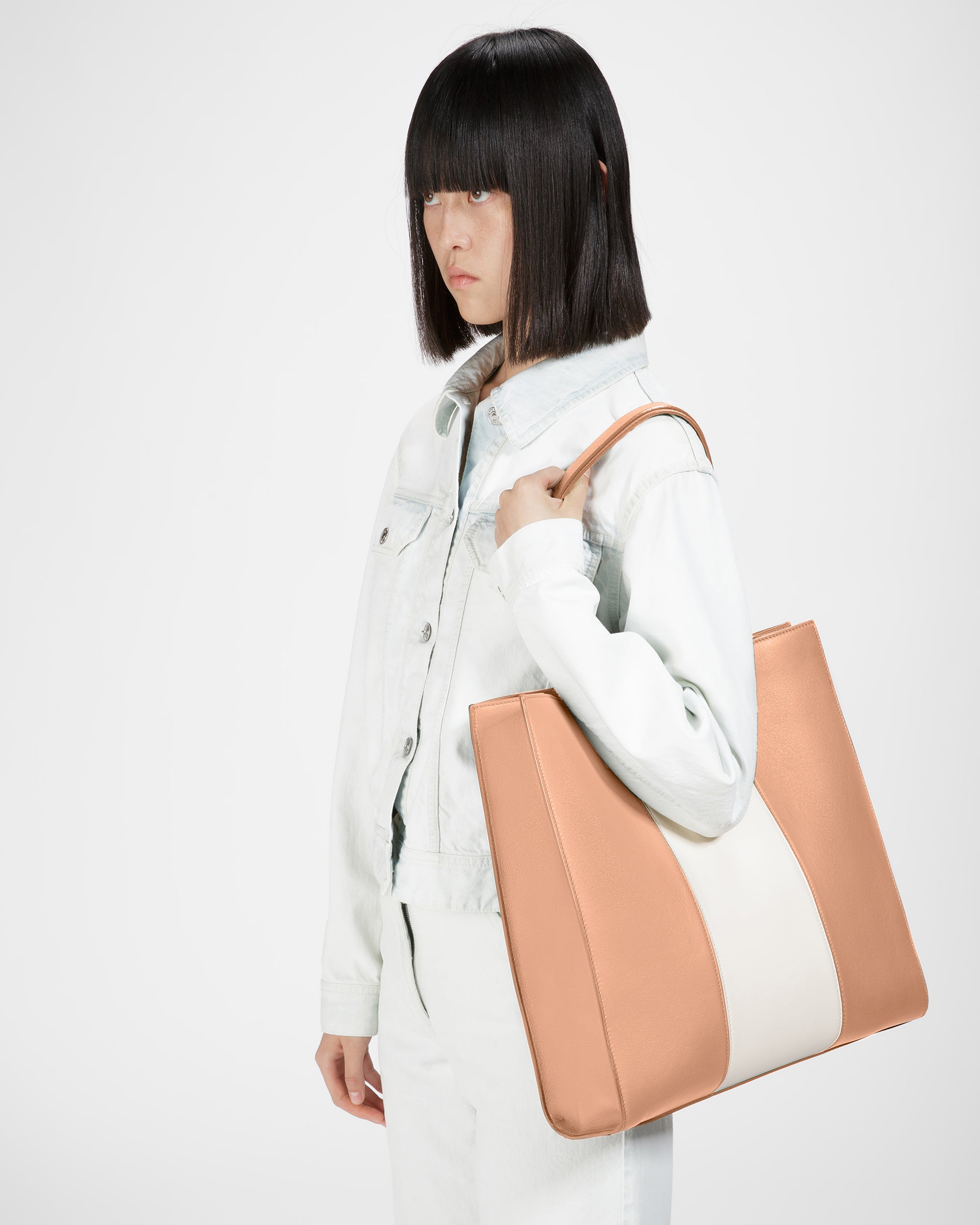 Crystalia Leather Tote In Peach And Bone - Women's - Bally - 02