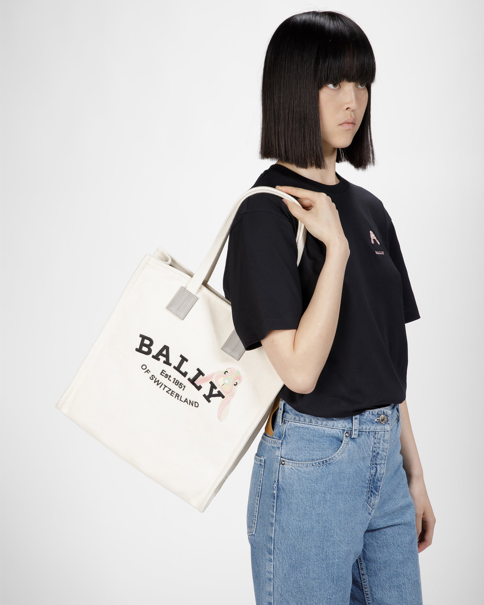 Crystalia Fabric Tote In Natural - Women's - Bally - 06