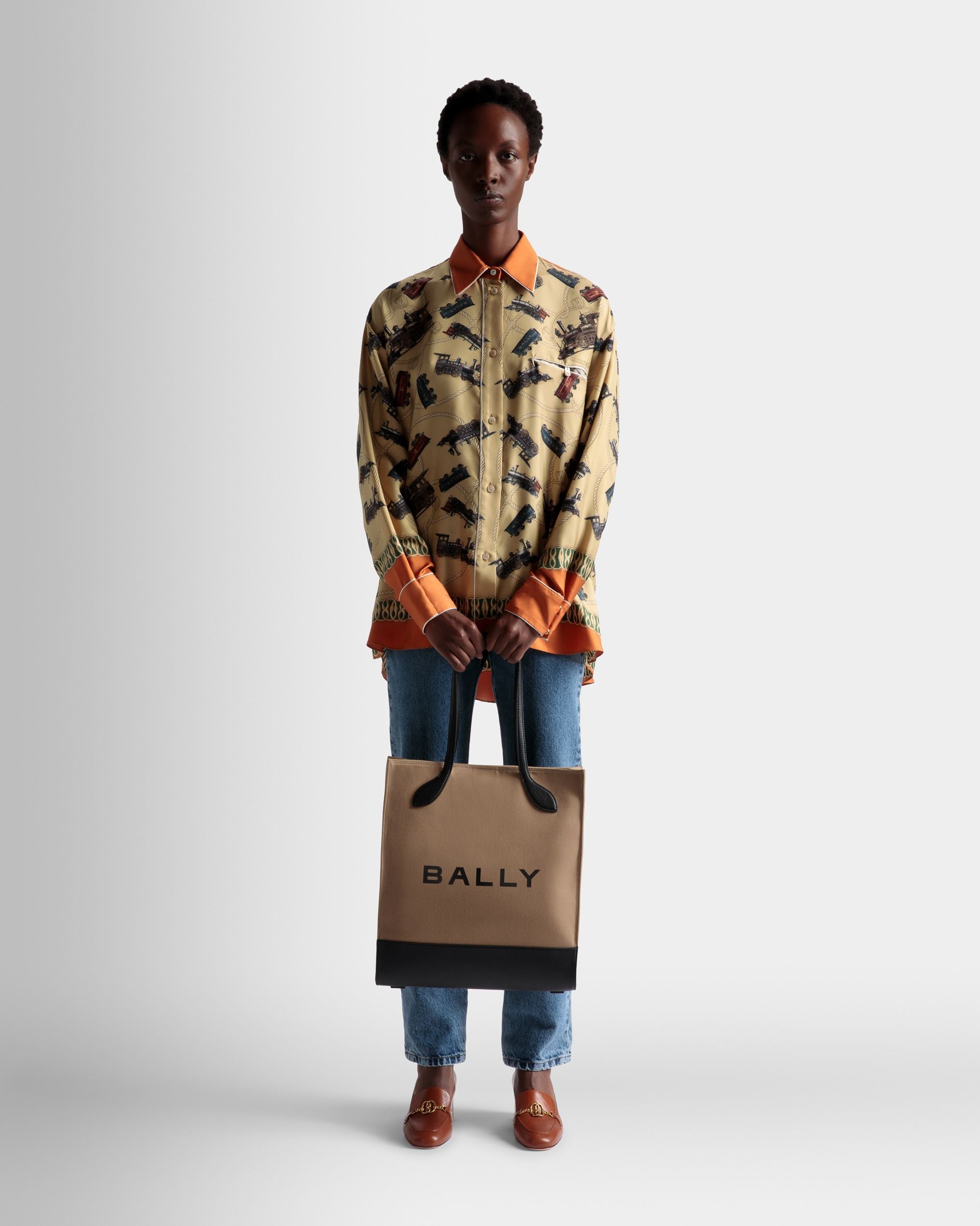 Bar Tote Bag In Sand And Black Fabric - Women's - Bally - 02