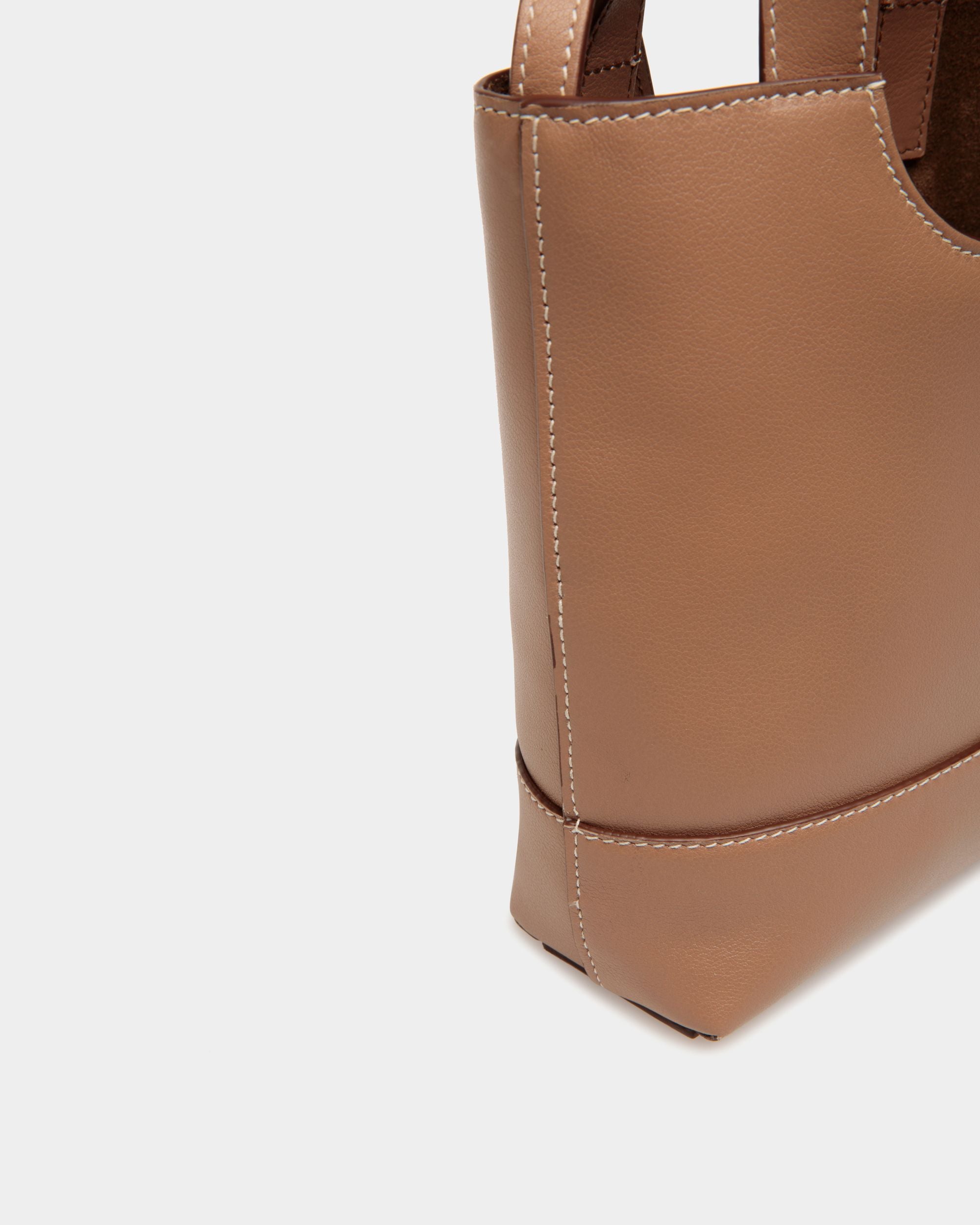 Easy Bally Small Tote Bag in Praline Beige Leather - Women's - Bally - 04