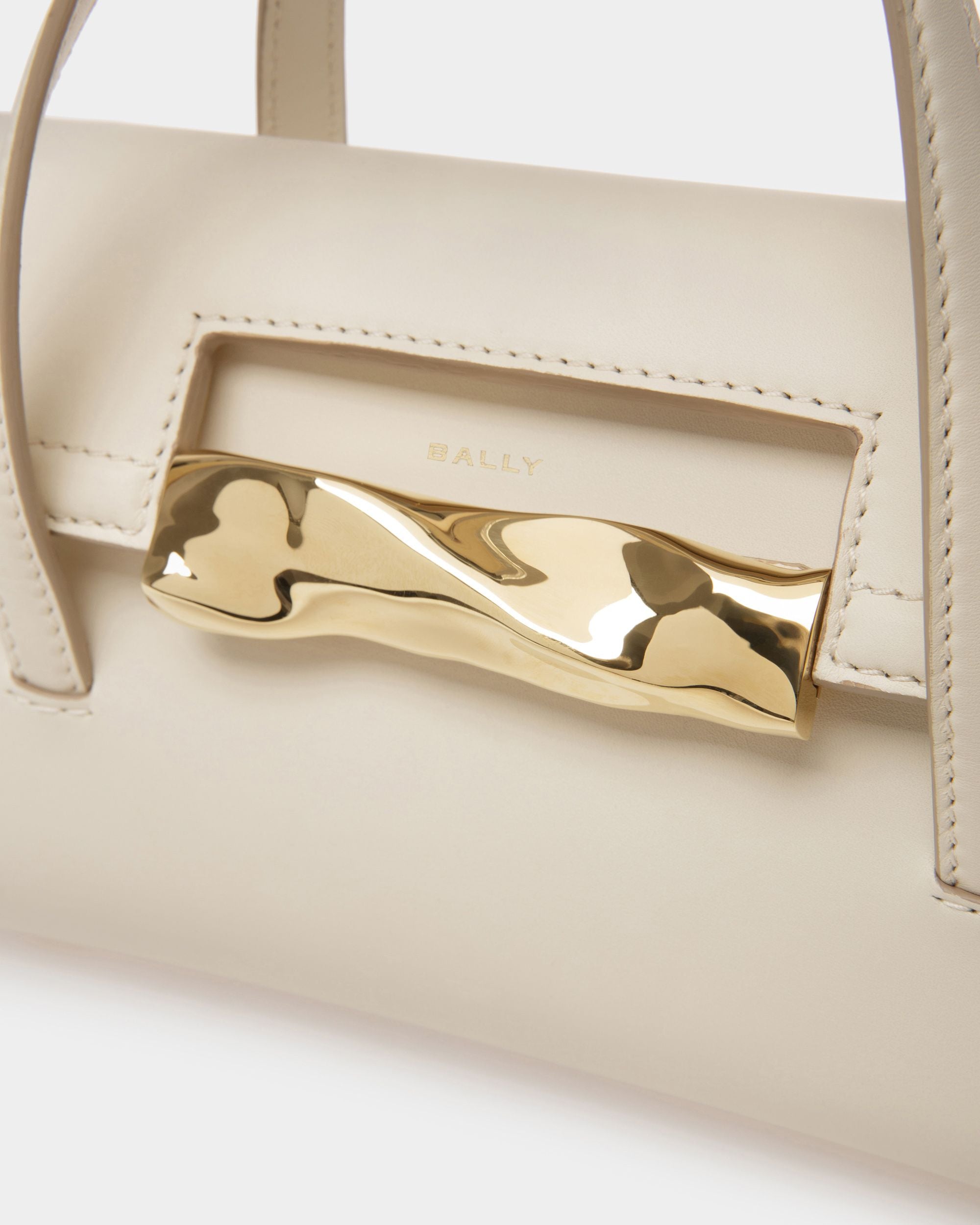 Baroque Minibag In Bone Leather - Women's - Bally - 06