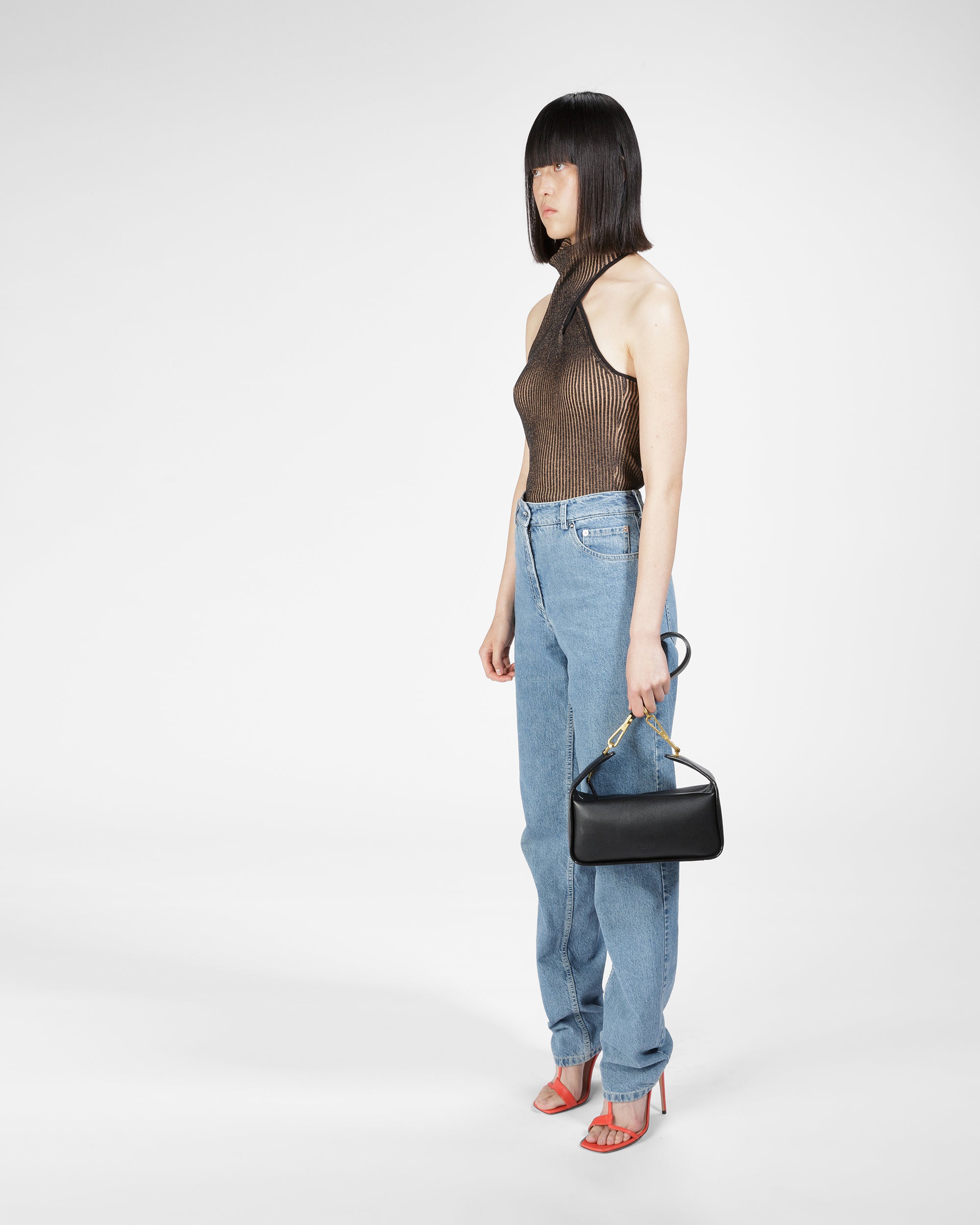 B-Hook Leather Shoulder Bag In Black - Women's - Bally - 06