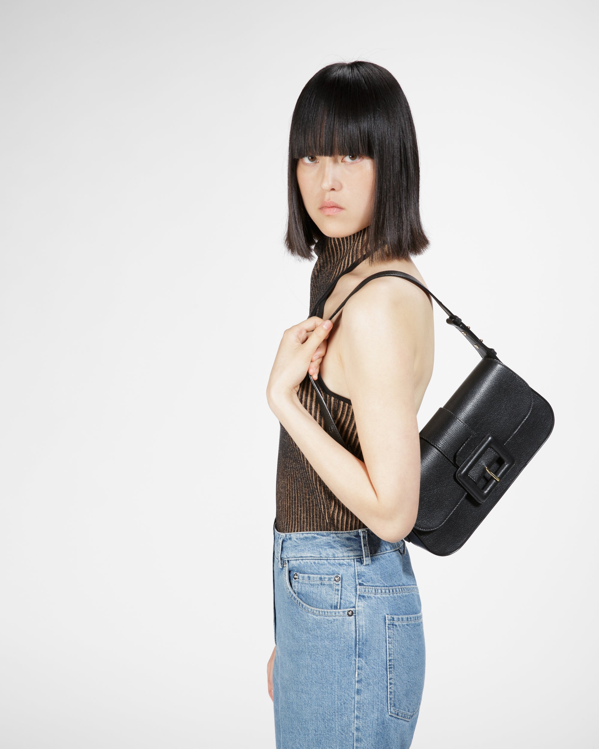 Jadha Leather Shoulder Bag In Black - Women's - Bally - 08