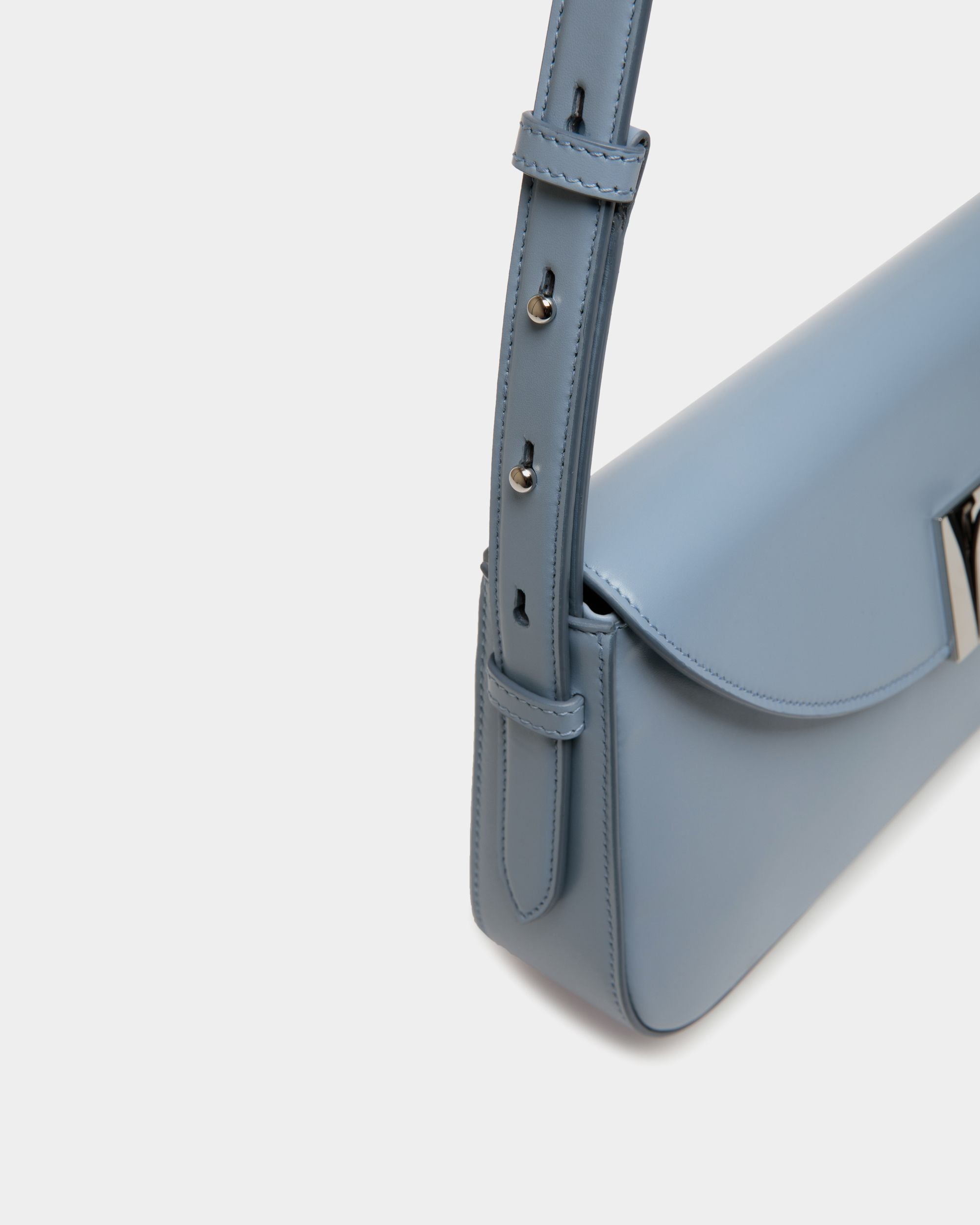 Ollam Small Shoulder Bag in Light Blue Leather - Women's - Bally - 06
