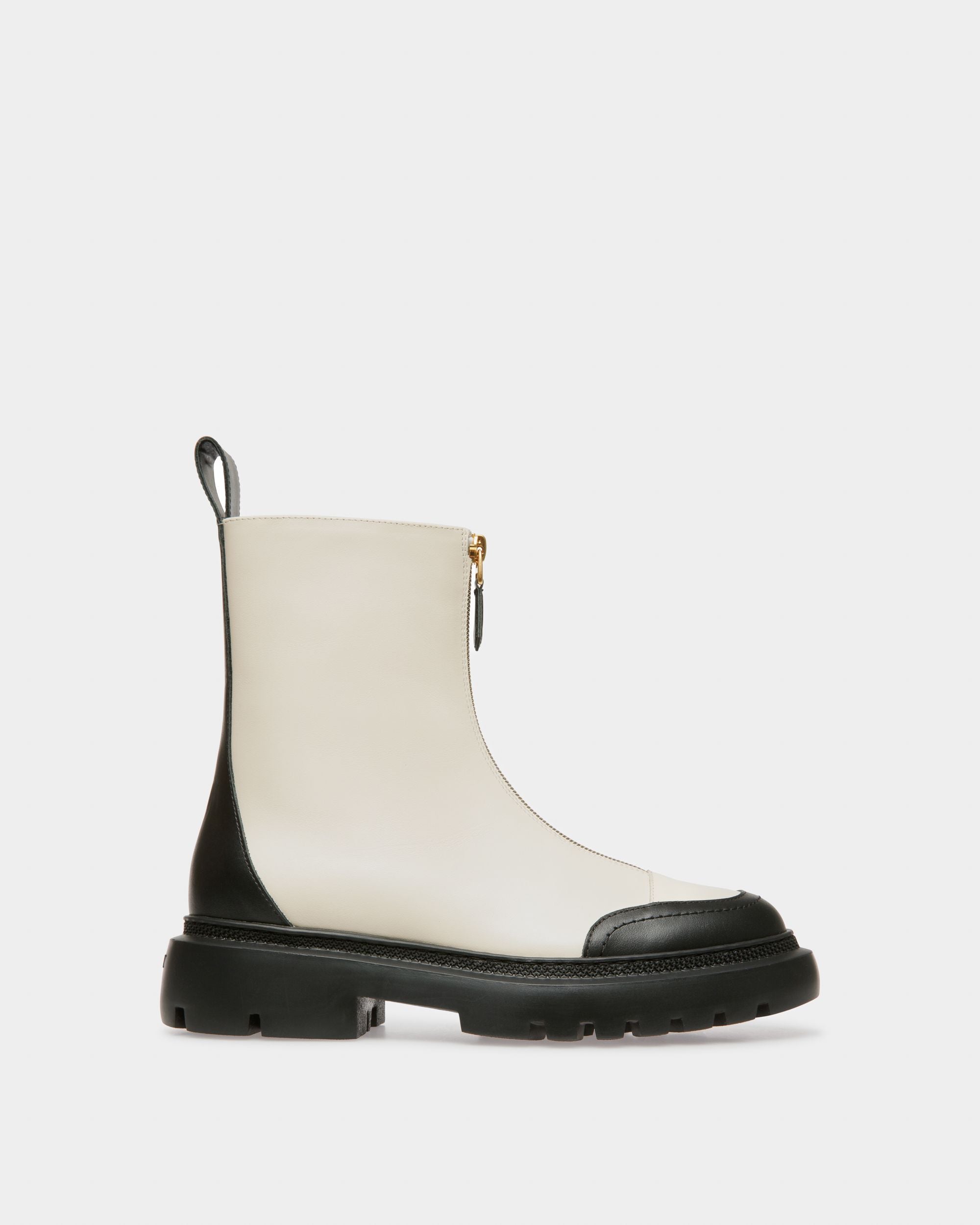 Giuli Leather Booties In Bone - Women's - Bally - 01