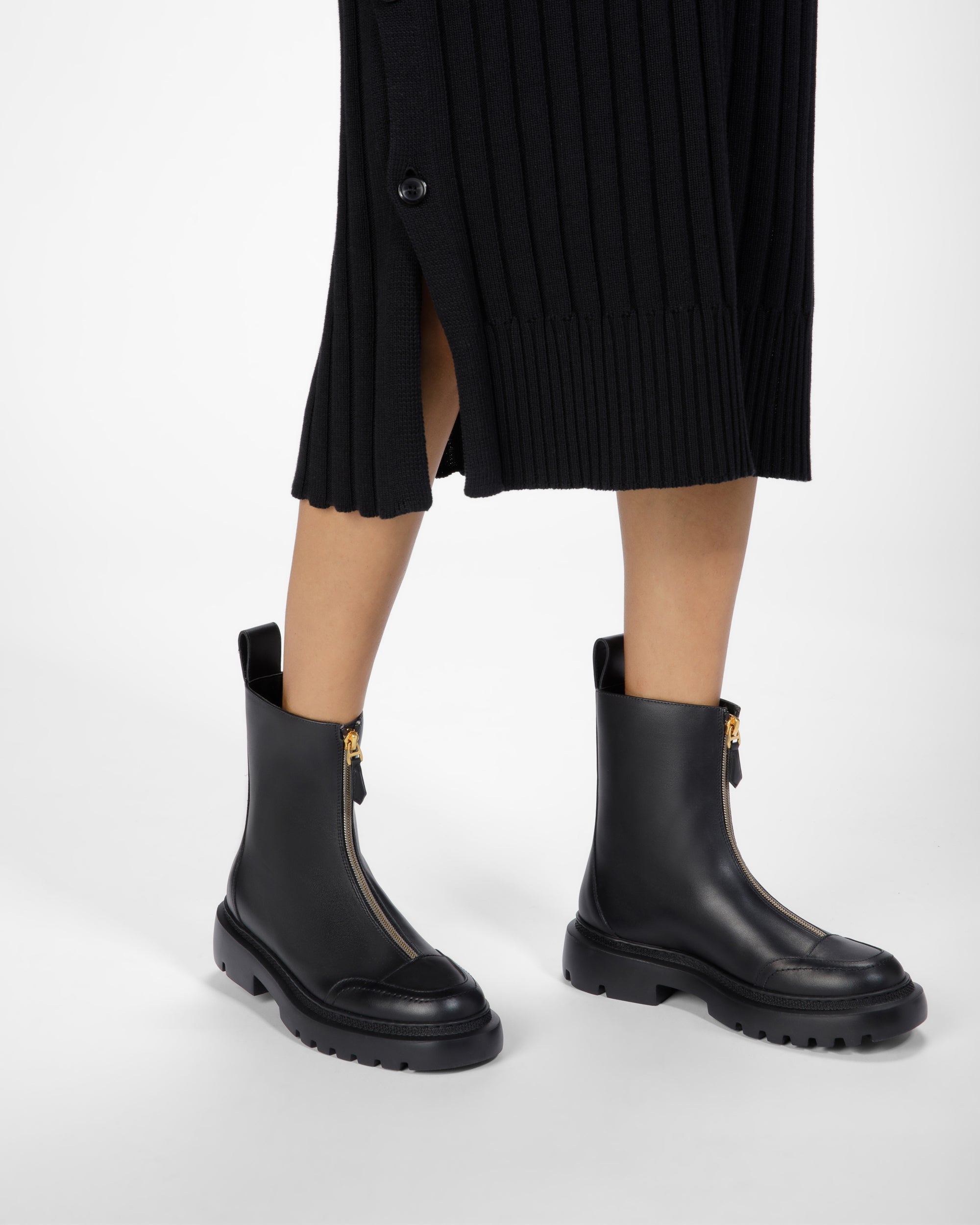Giuli Leather Booties In Black - Women's - Bally - 03