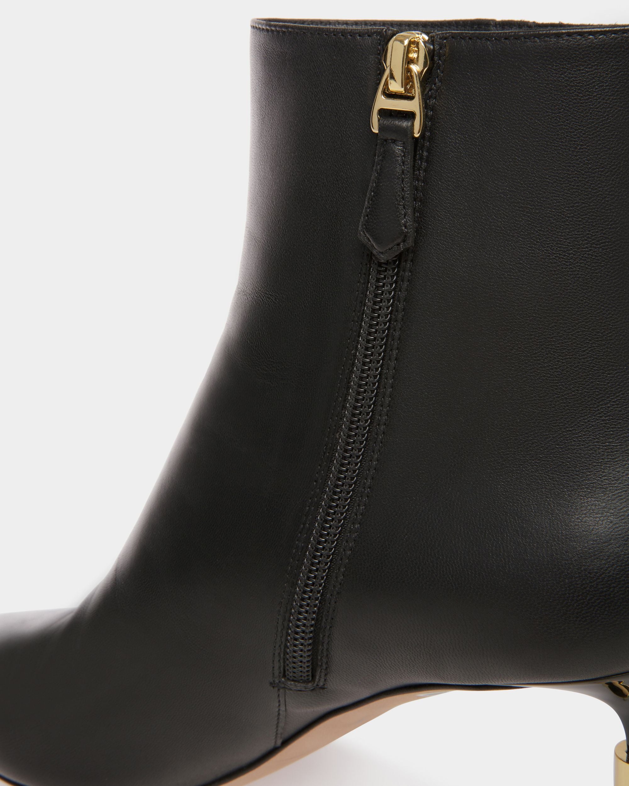 Block Booties In Black Leather - Women's - Bally - 05
