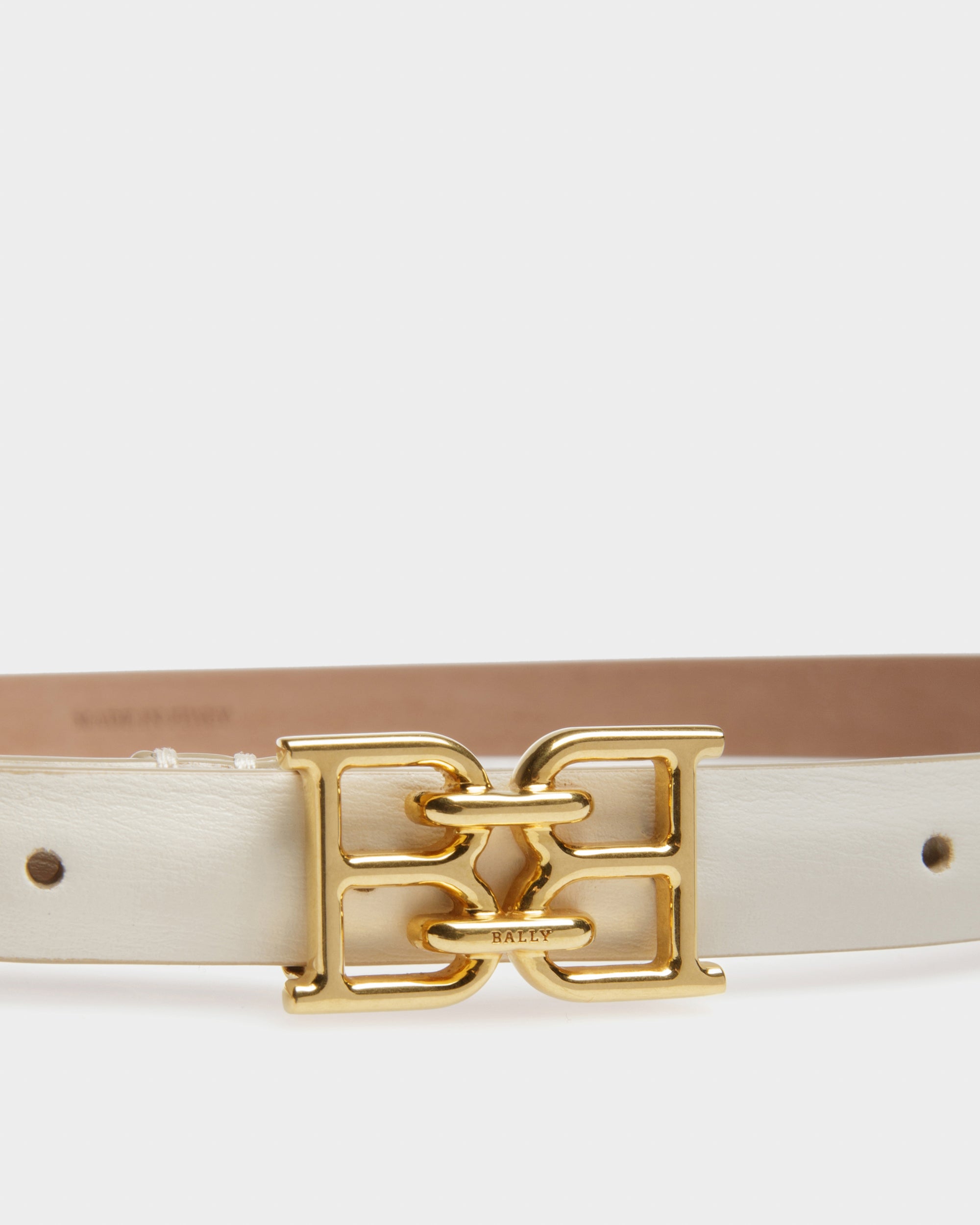 B-Chain Leather 15mm Belt In Bone - Women's - Bally - 03