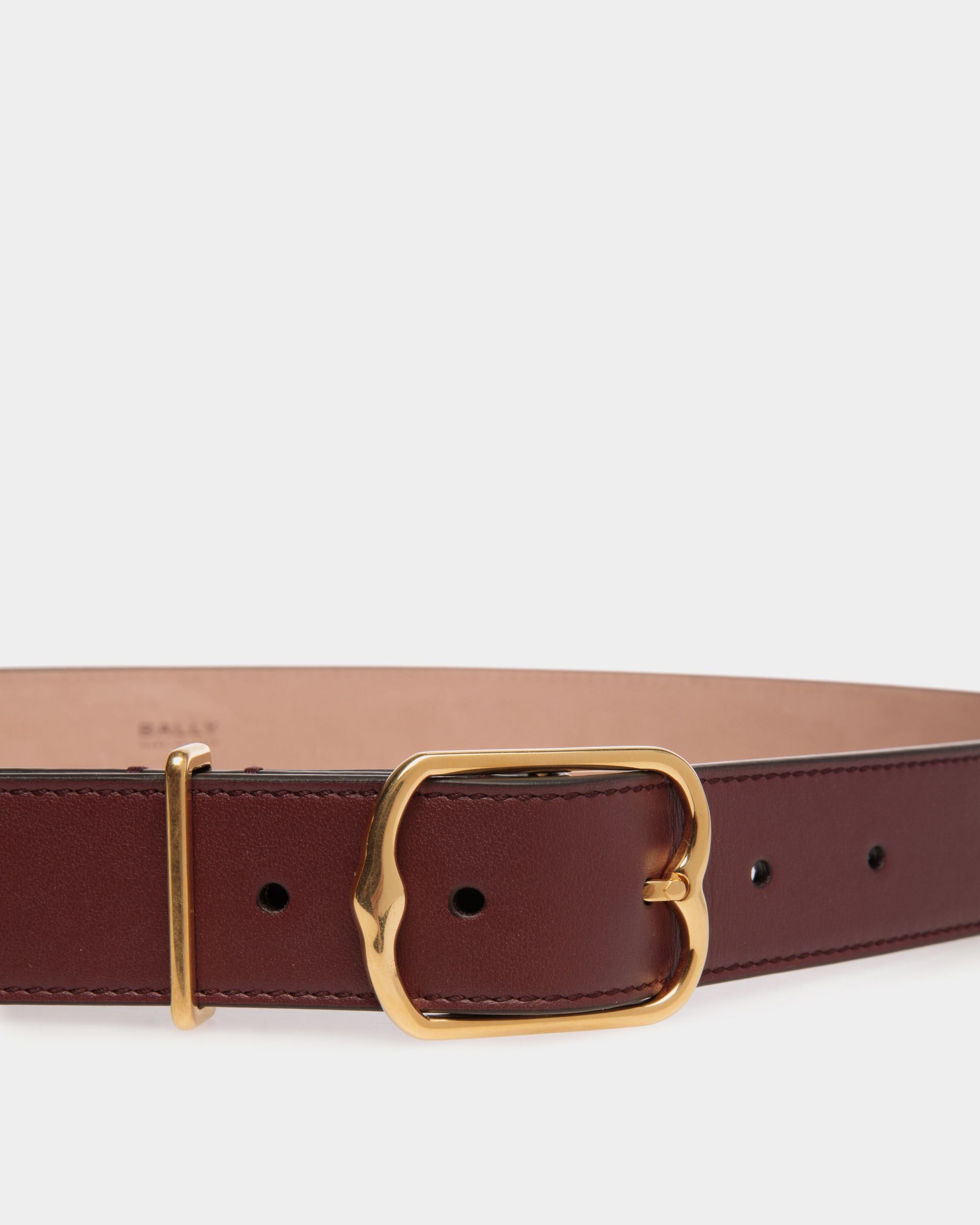 Emblem 30mm Belt in Andorra Leather - Women's - Bally - 03