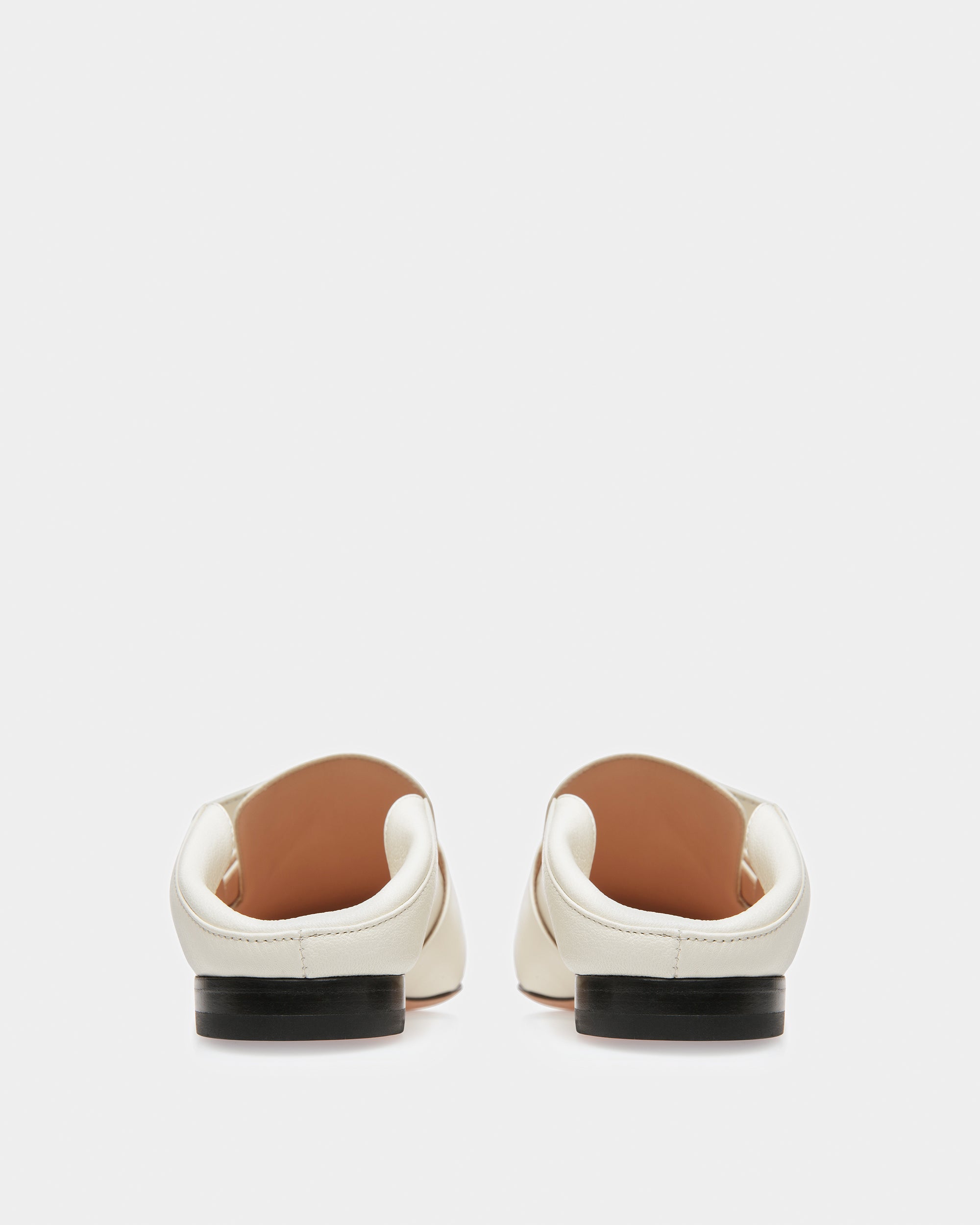 Janelle Leather Loafers In Bone - Women's - Bally - 08