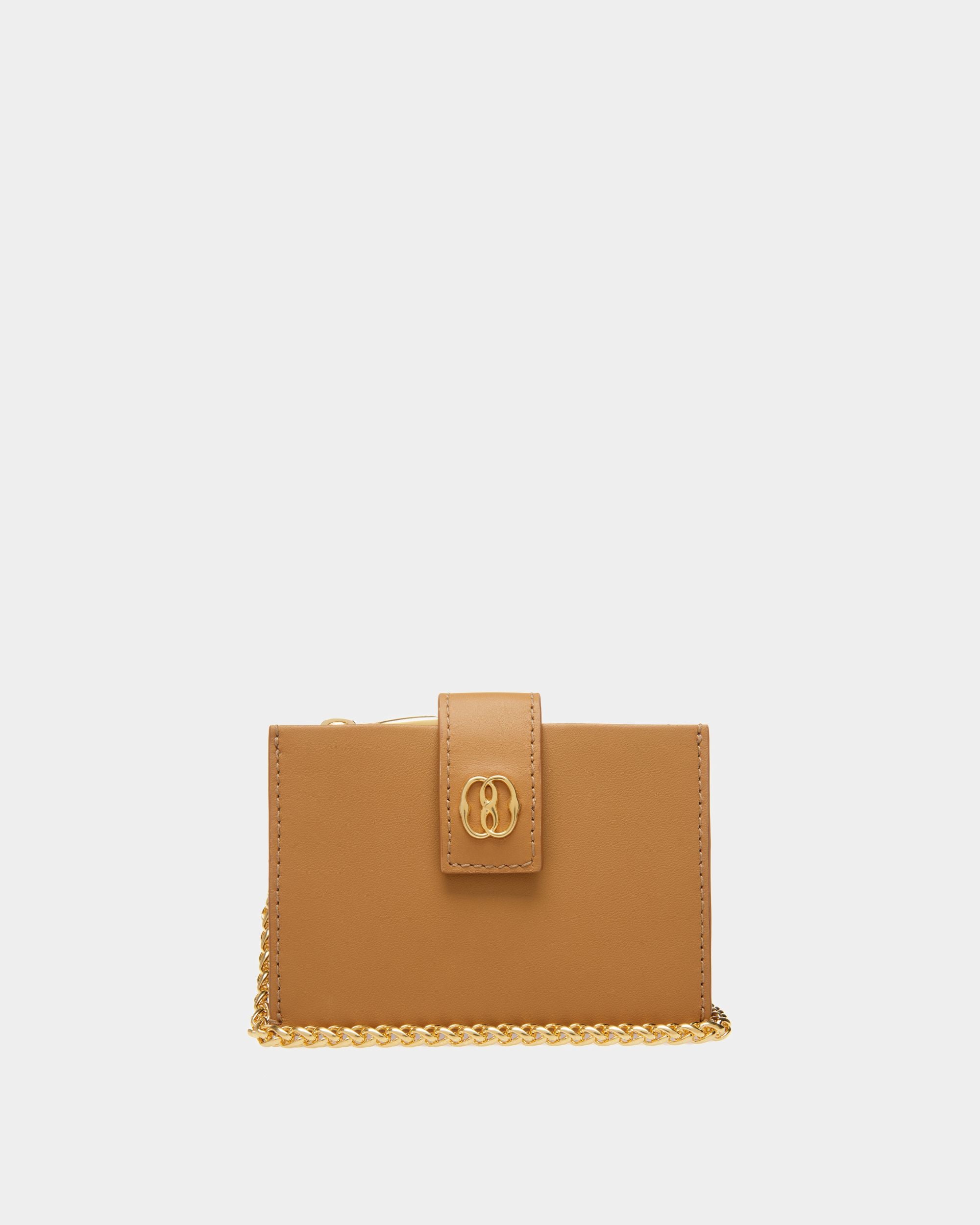 Emblem Card Holder In Desert Leather - Women's - Bally - 01