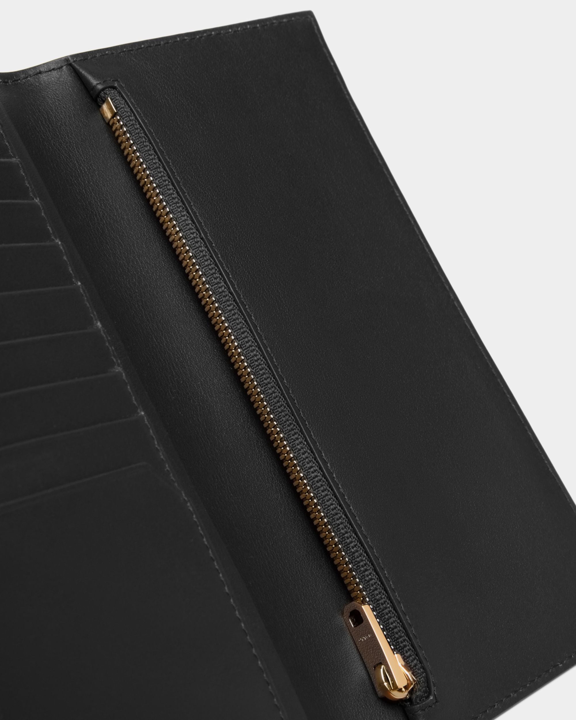 Lock Me Long Wallet In Black Grained Leather - Women's - Bally - 04