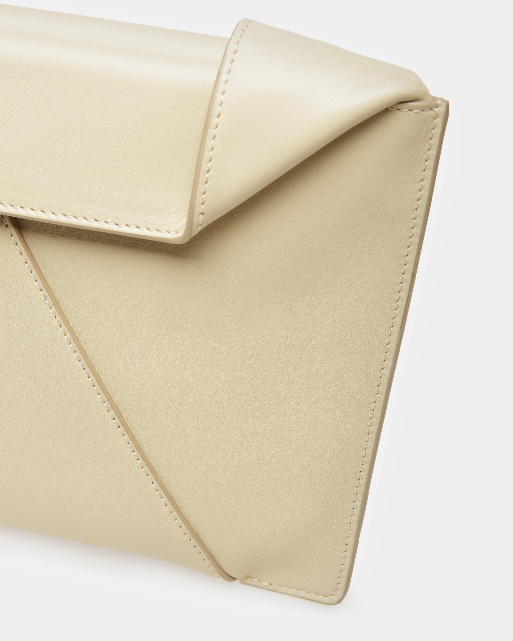 Aniia Leather Clutch In Beige - Women's - Bally - 04