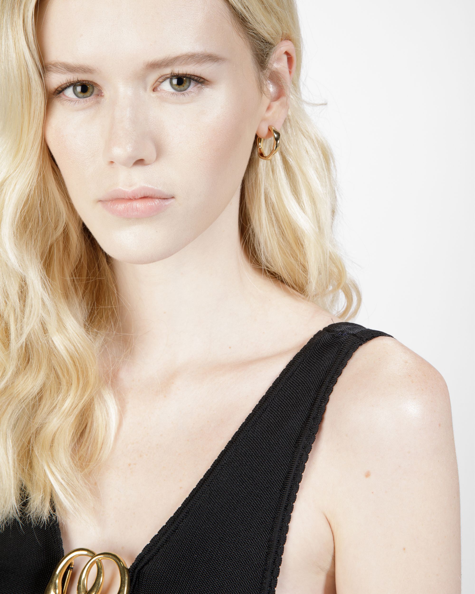 Small Hoop Earrings In Yellow-Gold - Women's - Bally - 02