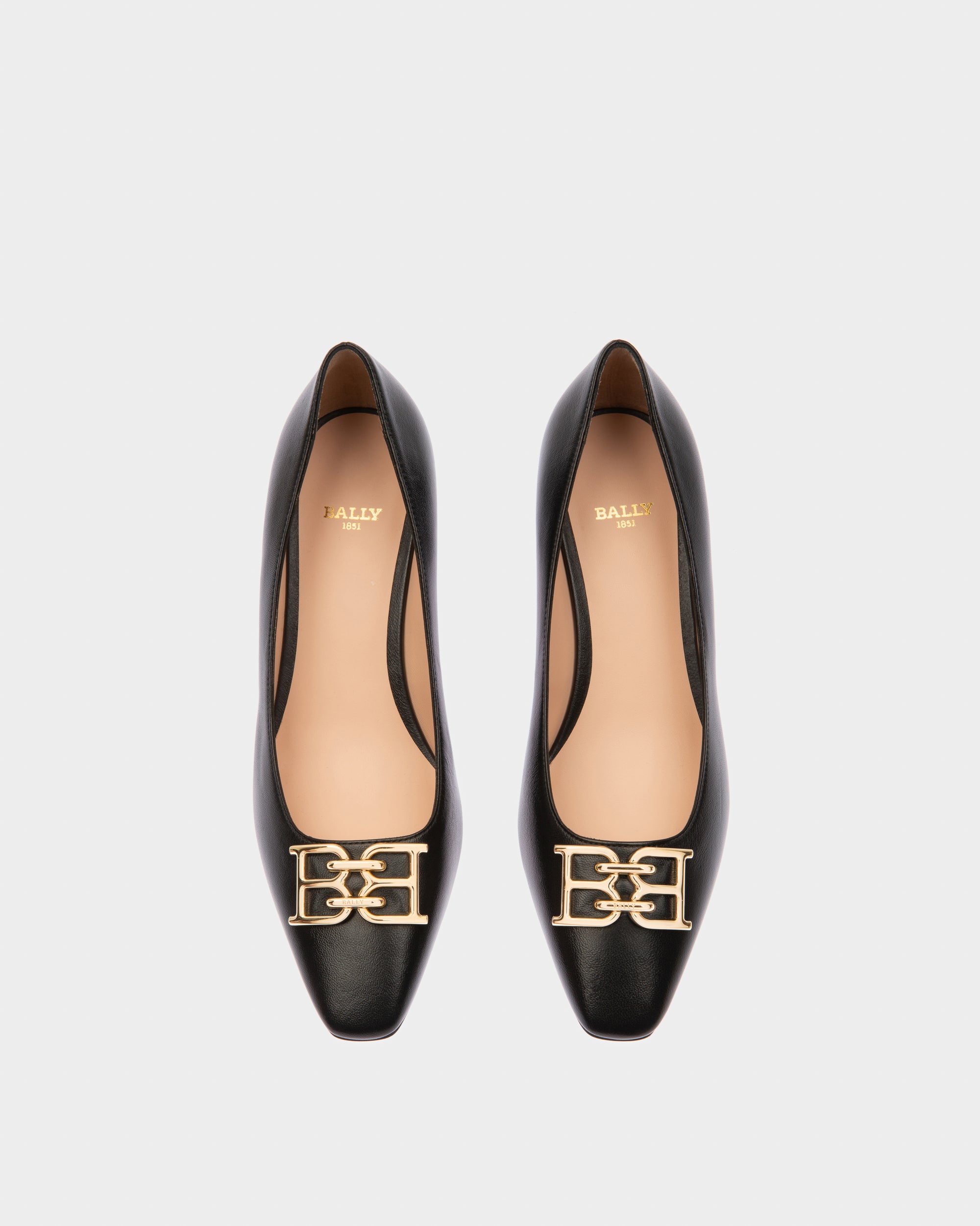 Evanca Leather Pumps In Black - Women's - Bally - 02