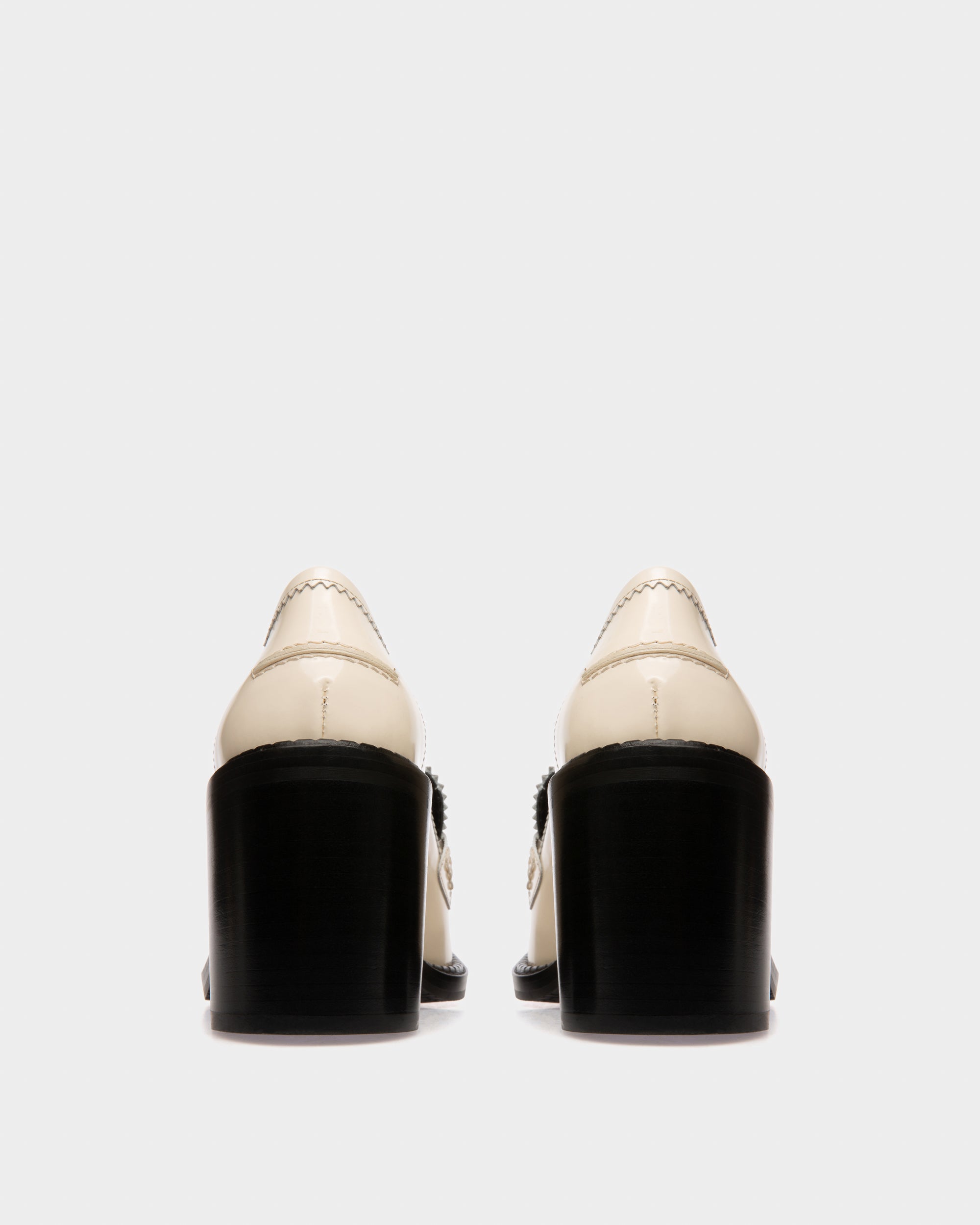 Ellyane Leather Pumps In Bone - Women's - Bally - 04
