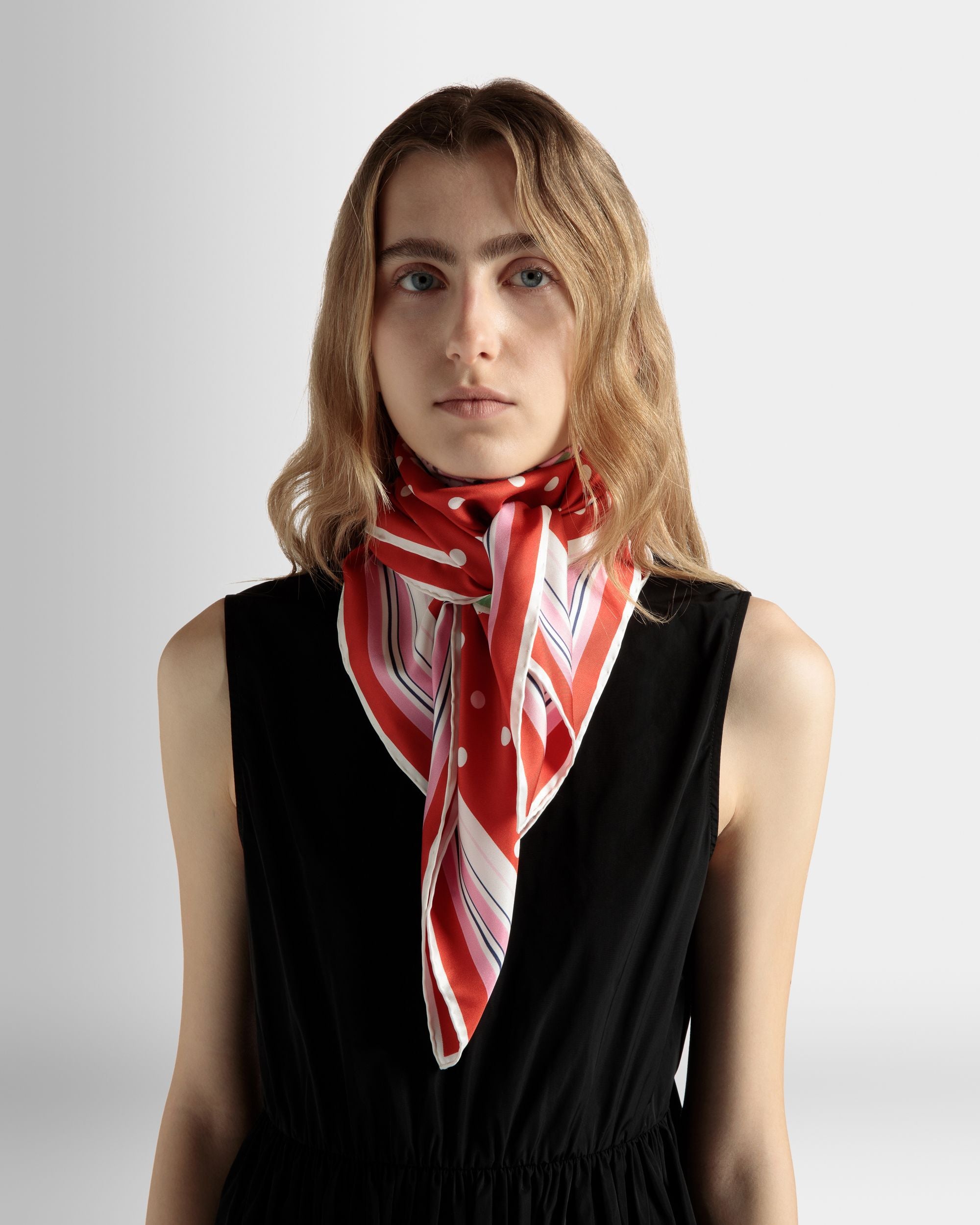 Foulard in Strawberry Print Silk - Women's - Bally - 02